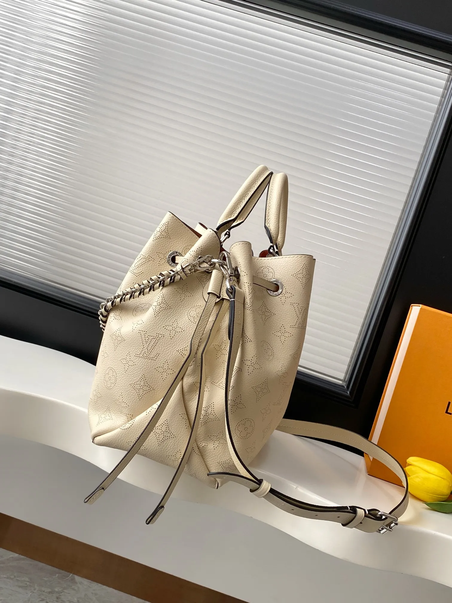 Louis Vuitton Bella Tote M59203 - 图片 4