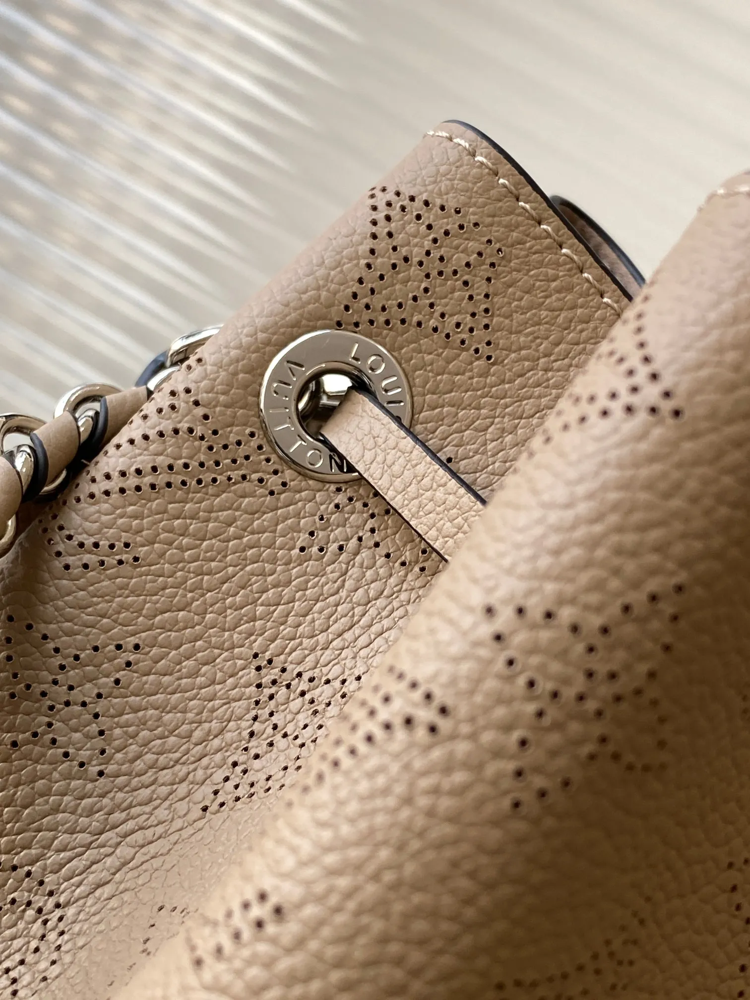 Louis Vuitton Bella Tote M59201 - 图片 7