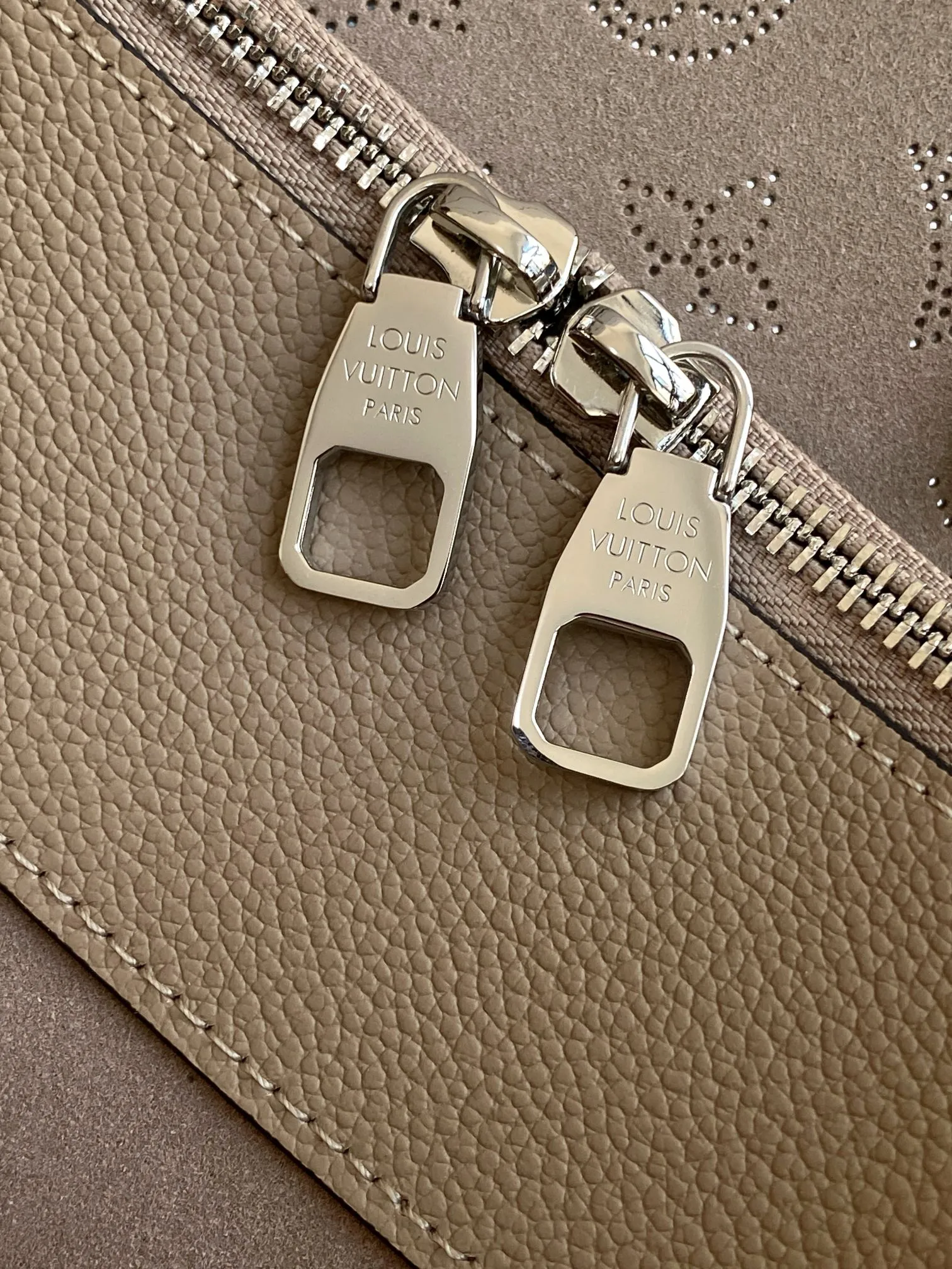 Louis Vuitton Bella Tote M59201 - 图片 8