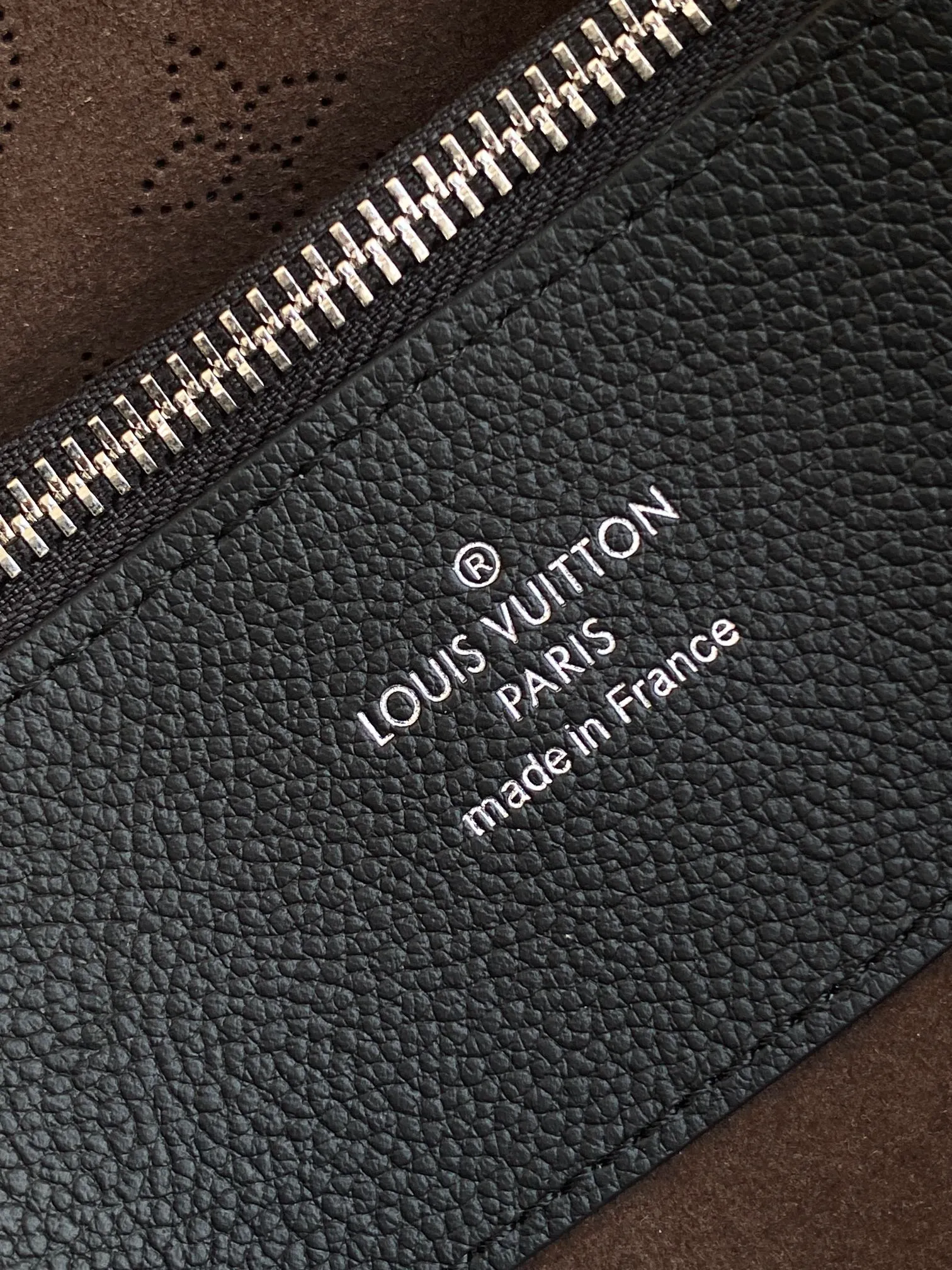 Alternative view of Louis Vuitton Bella Tote M59200