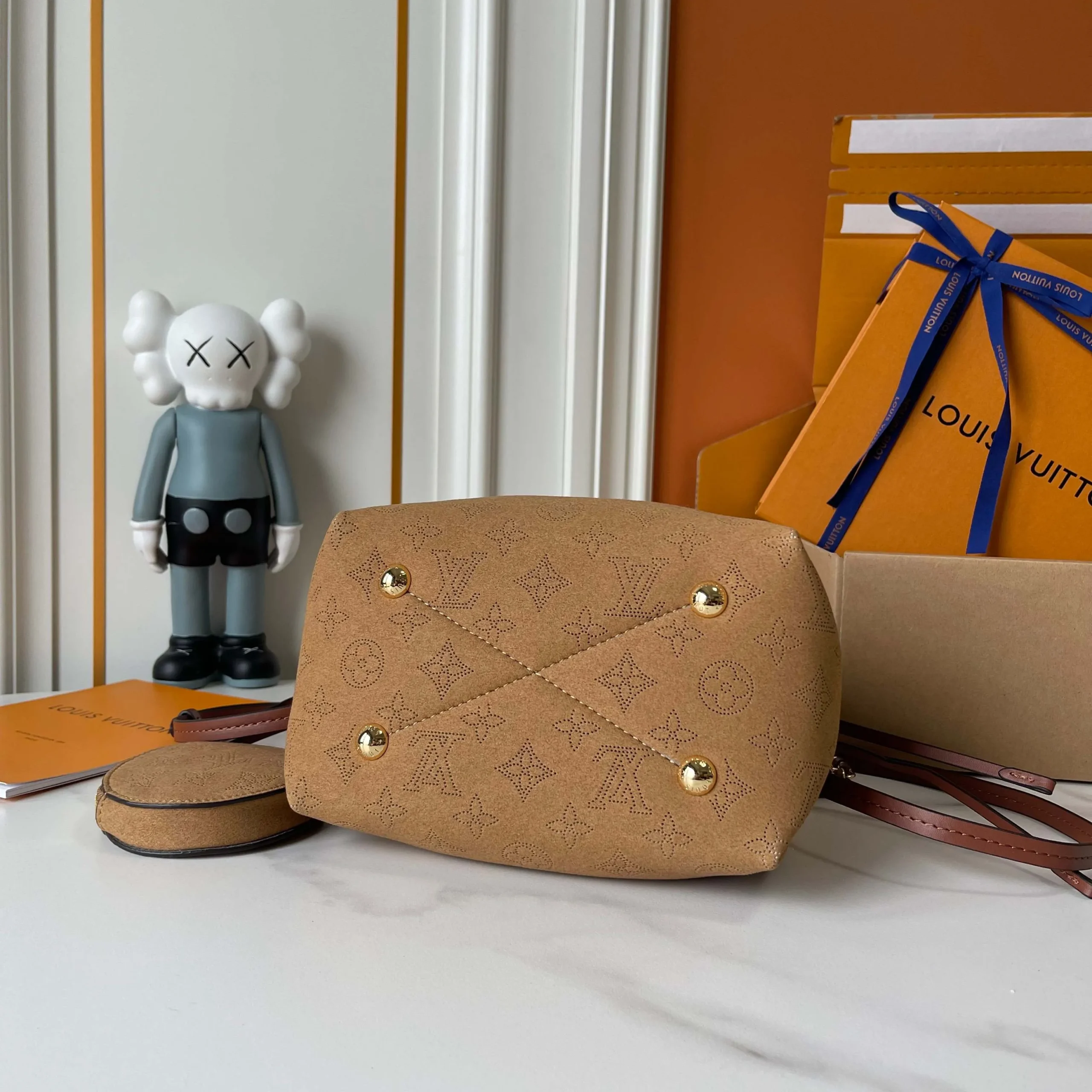 Louis Vuitton Bella M11839 - Image 7