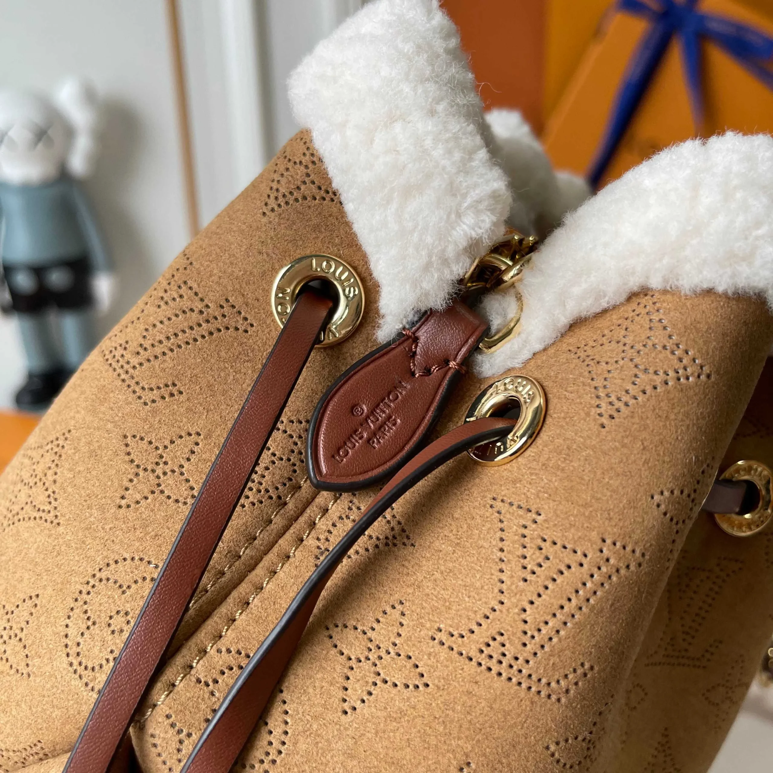 Louis Vuitton Bella M11839 - Image 9
