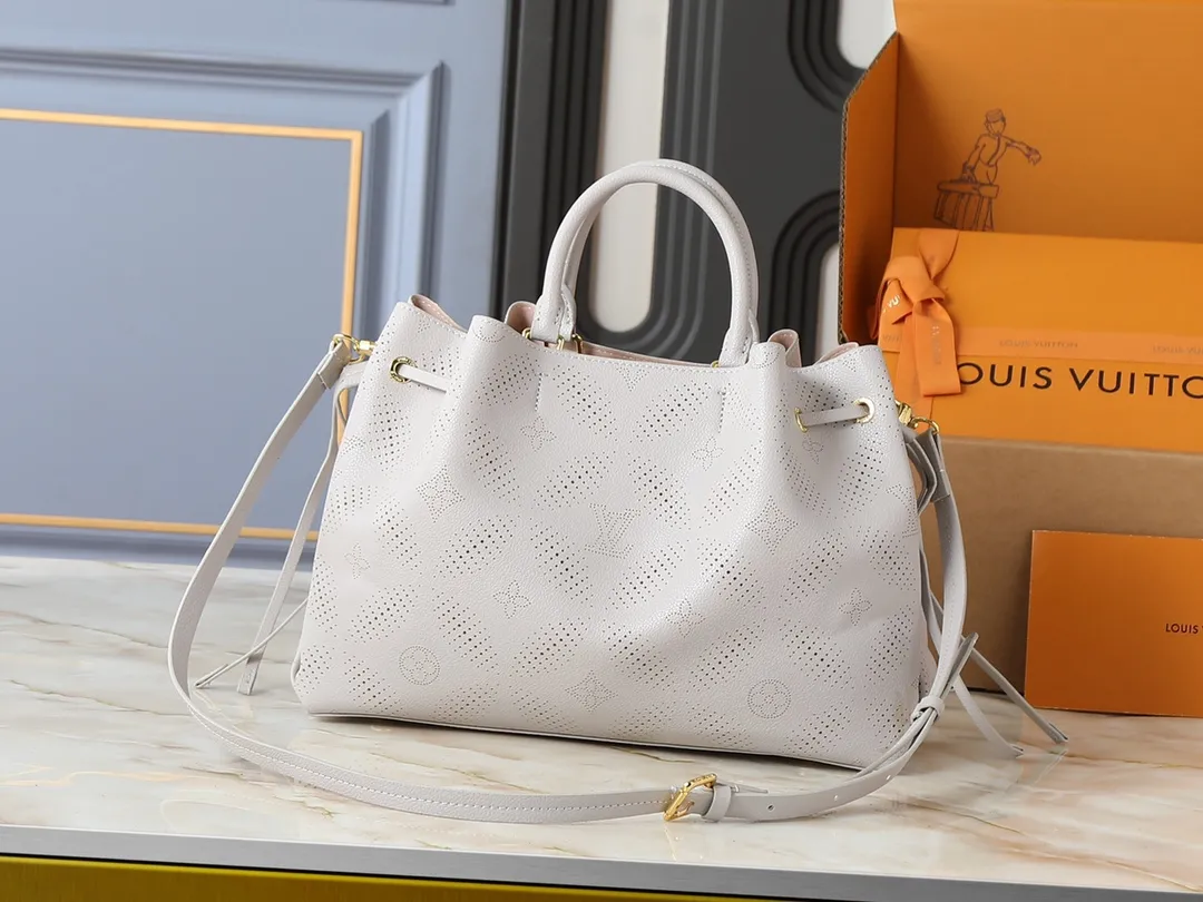 Louis Vuitton Bella Tote M13838 - 图片 4