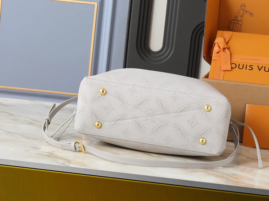 Louis Vuitton Bella Tote M13838 - 图片 5