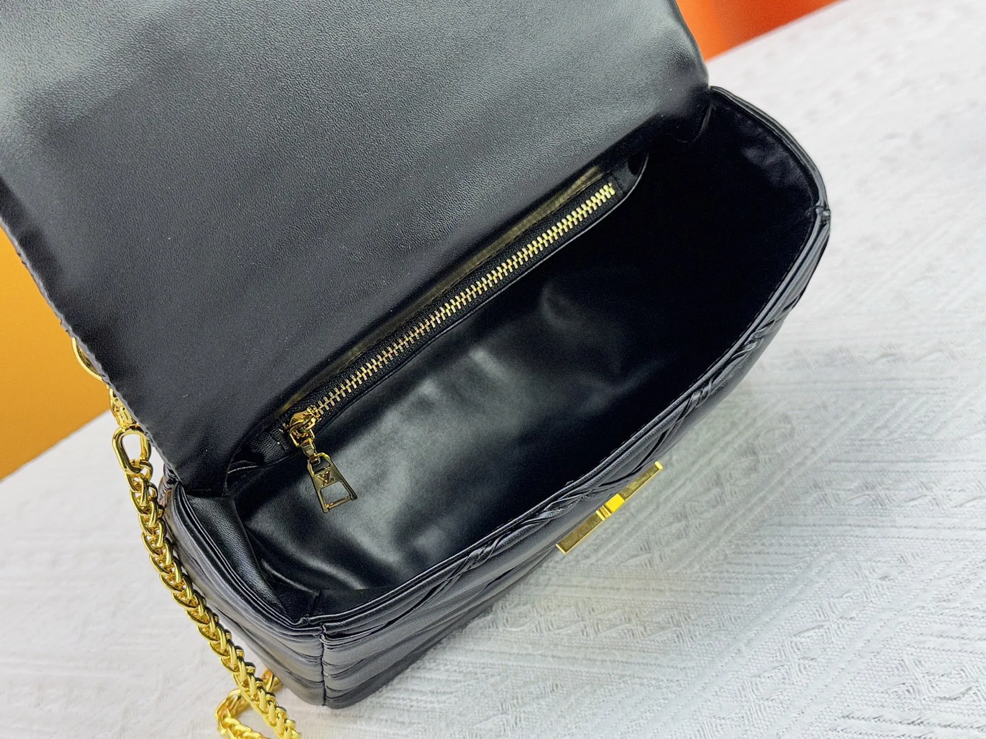 Louis Vuitton GO-14 GM M23689 - 图片 10