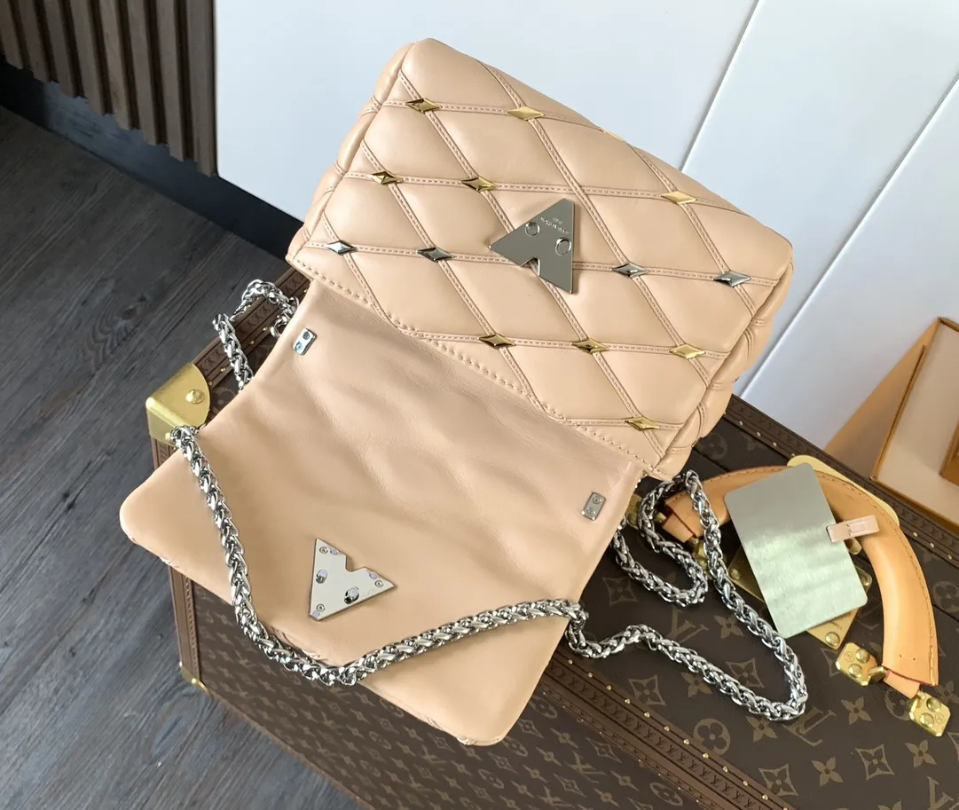 Louis Vuitton GO-14 MM M24151 - 图片 7