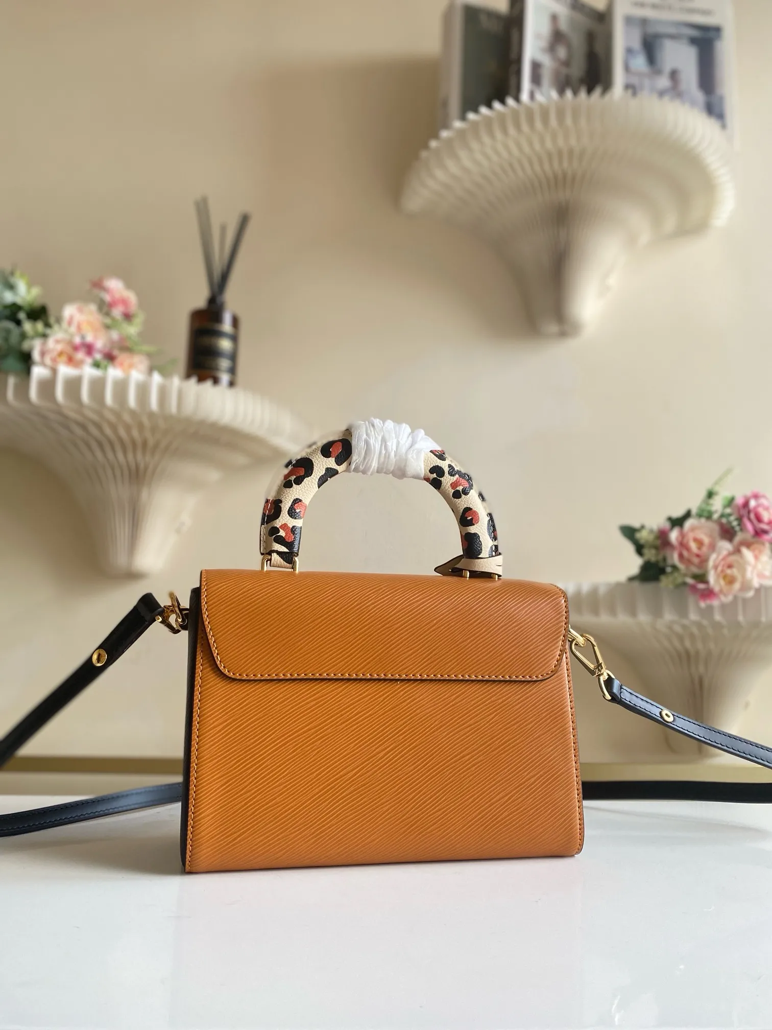 Louis Vuitton Twist MM M58689 - 图片 6