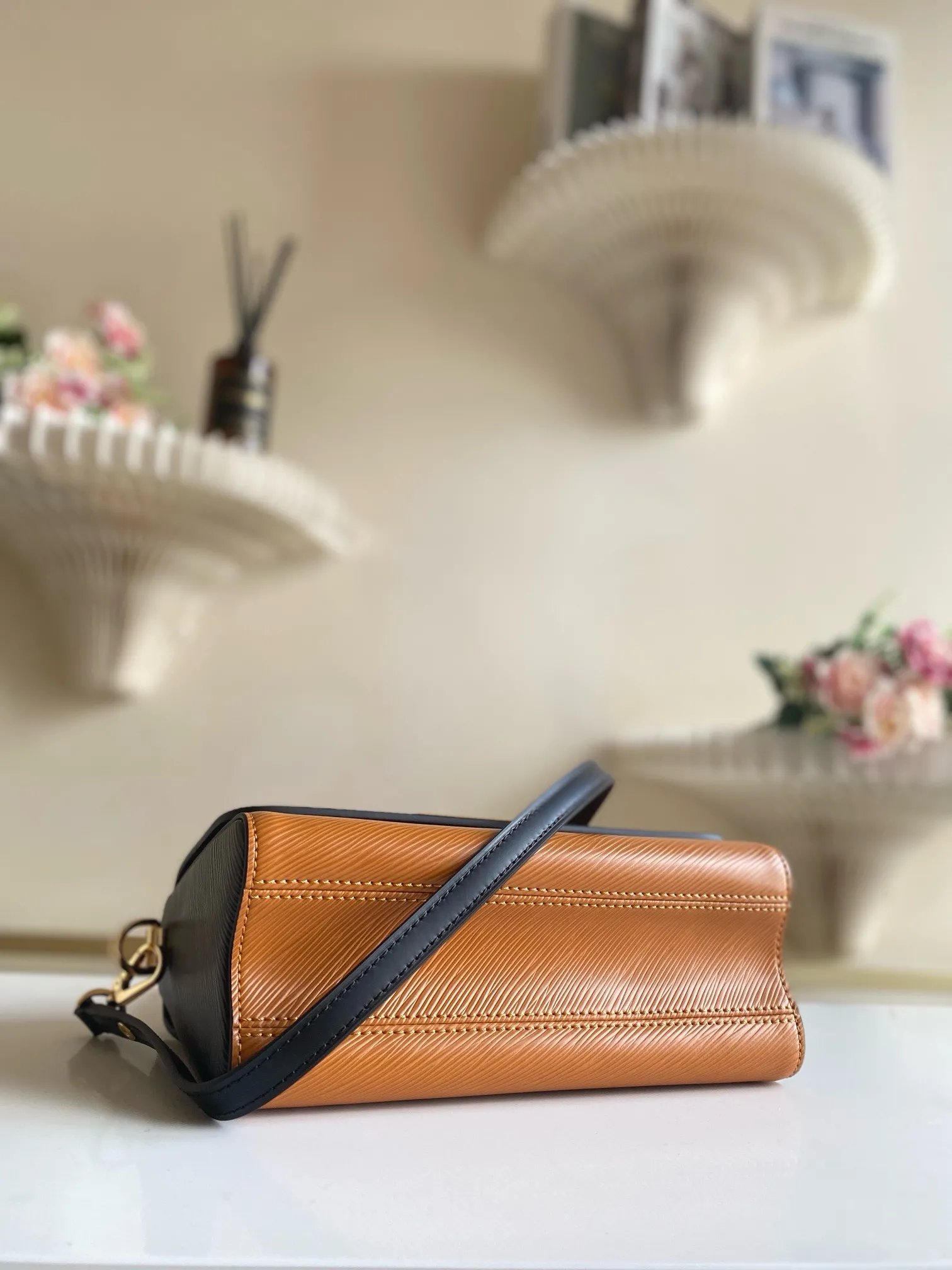 Louis Vuitton Twist MM M58689 - 图片 7