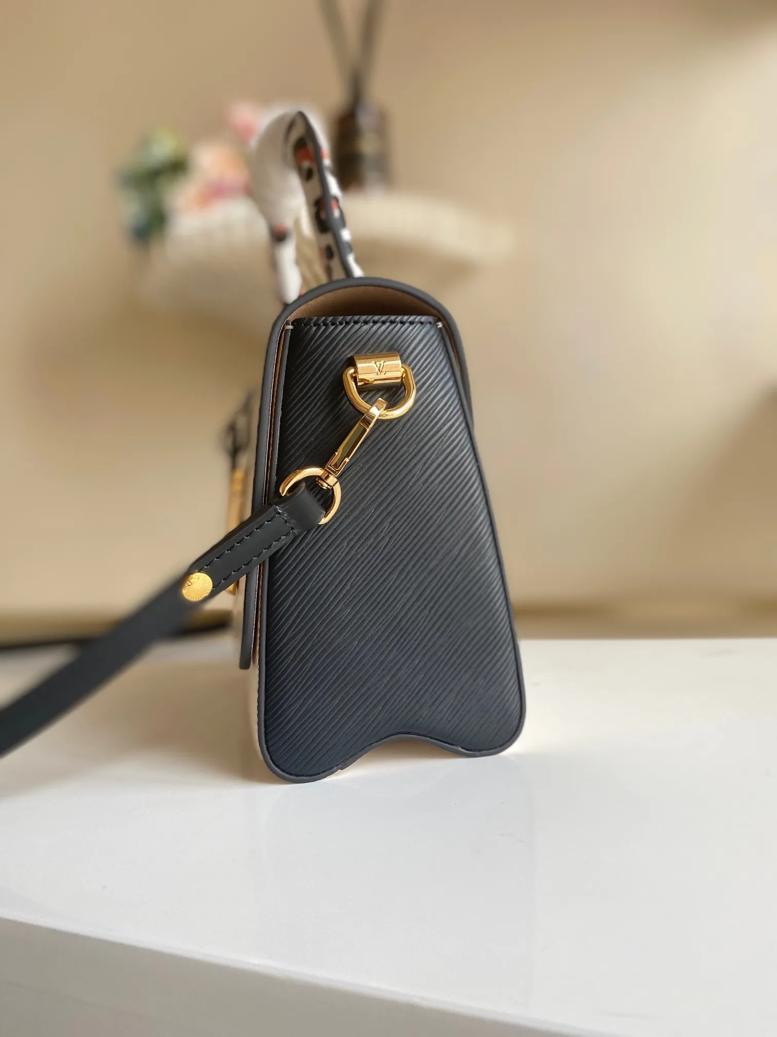Alternative view of Louis Vuitton Twist PM M58546
