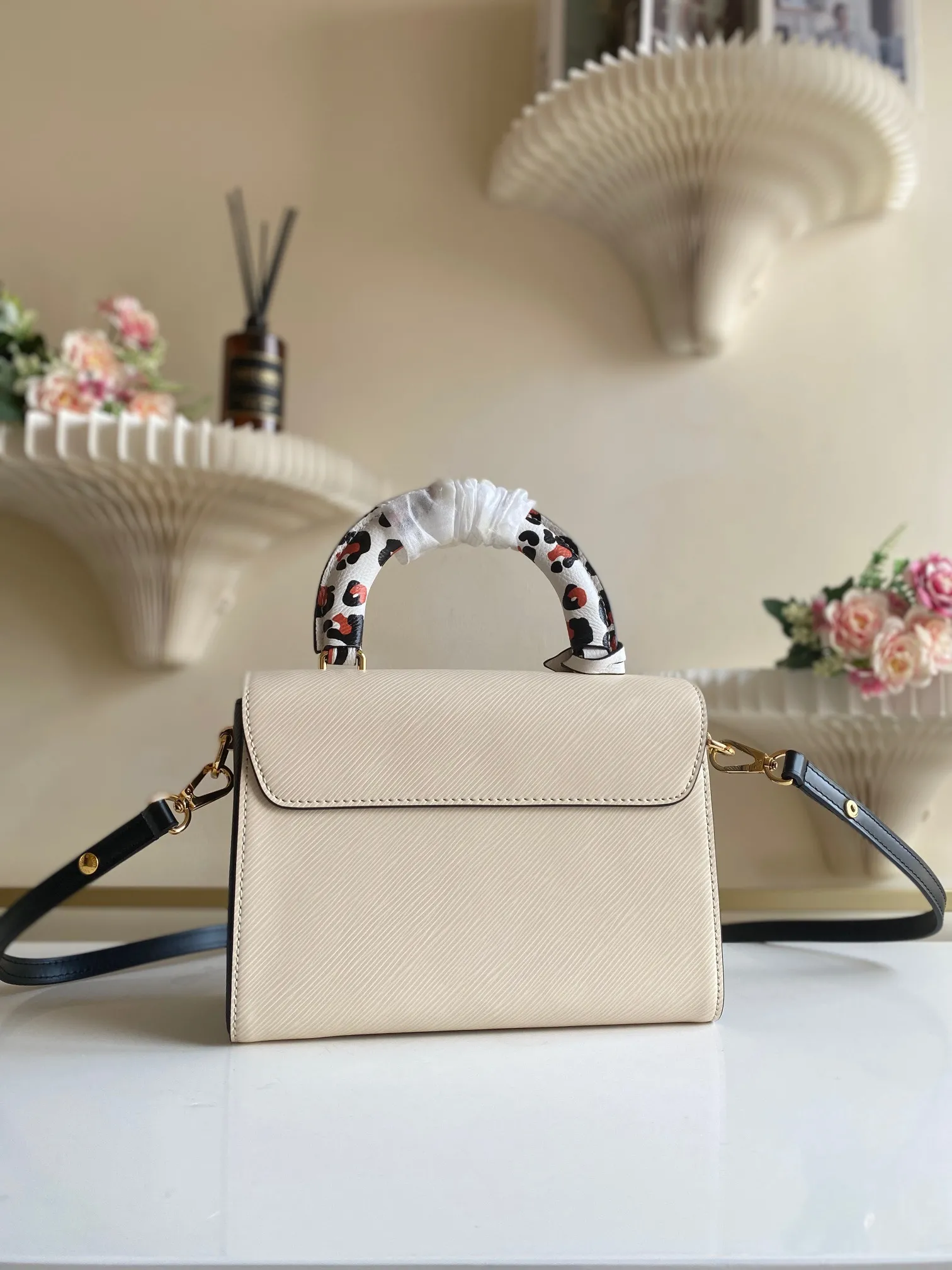 Louis Vuitton Twist PM M58546 - 图片 3