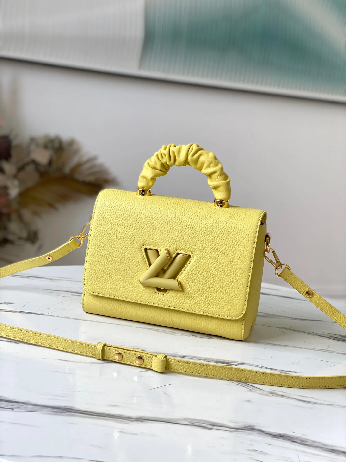 Alternative view of Louis Vuitton Twist PM M58571