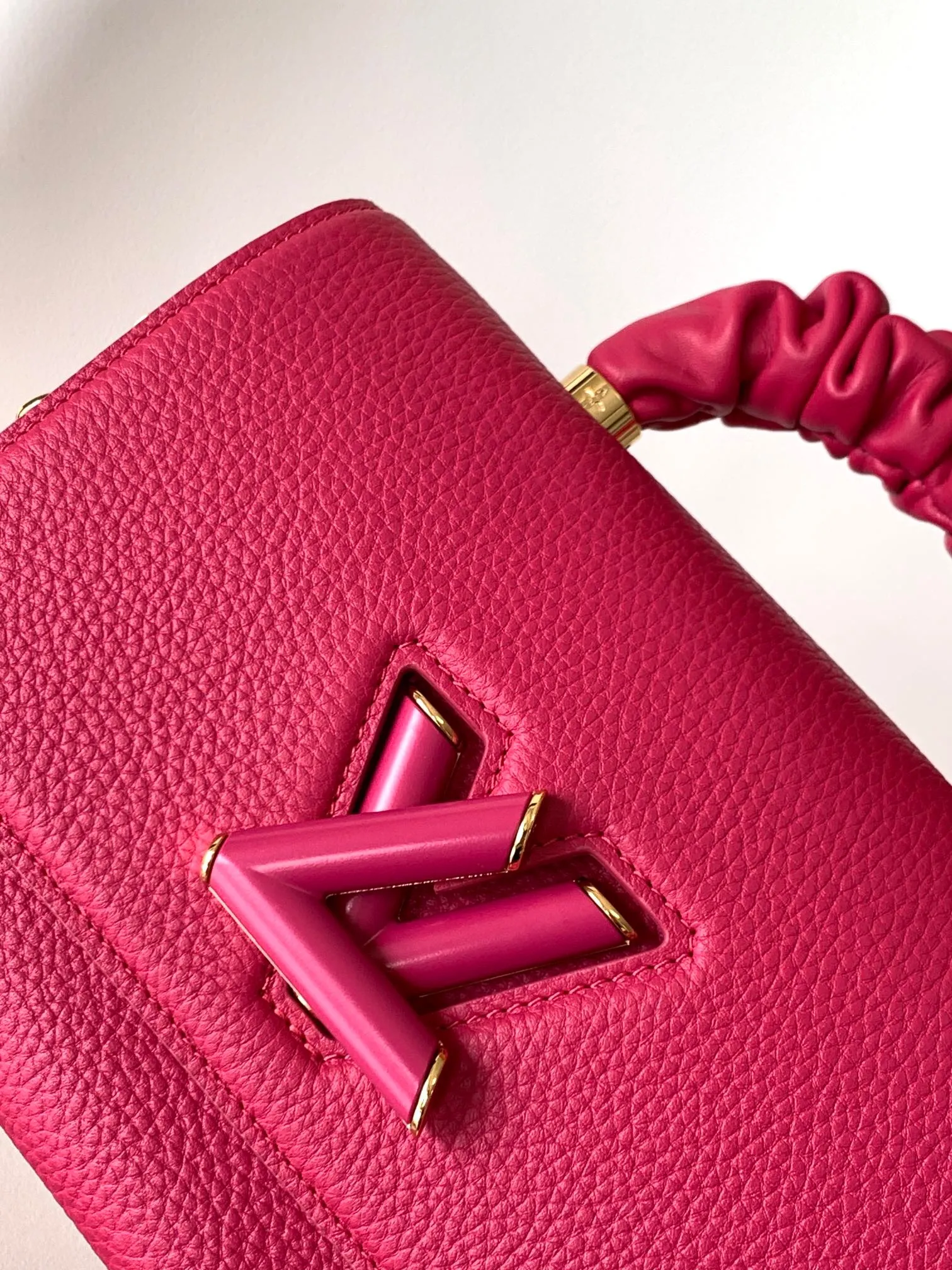 Louis Vuitton Twist PM M58691 - 图片 5