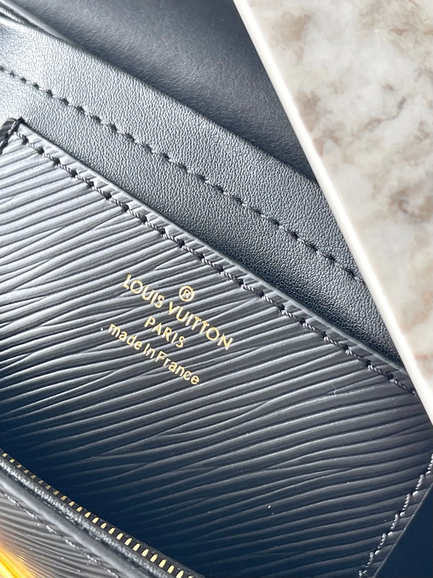 Louis Vuitton Twist MM M20834 - 图片 8