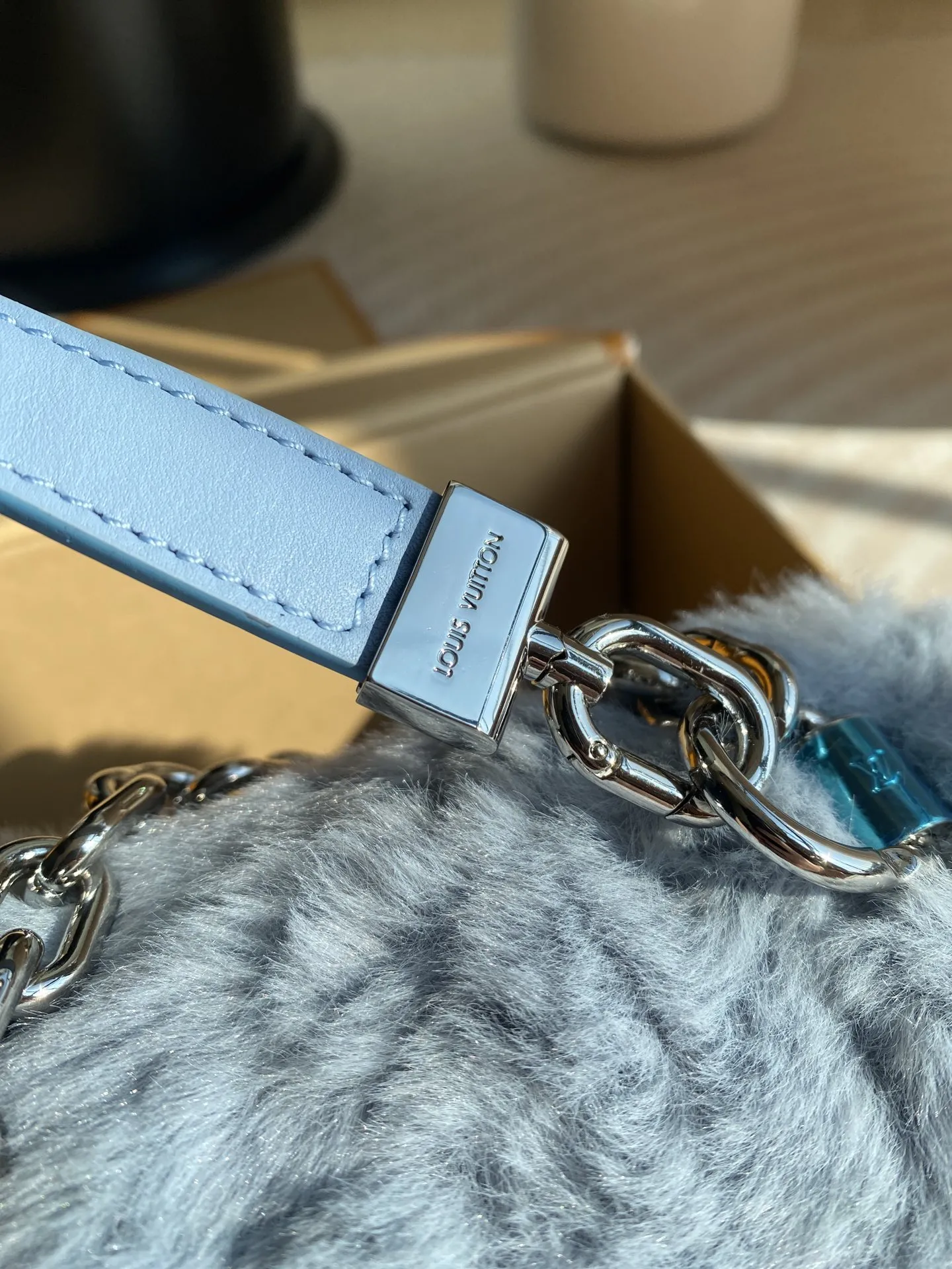 Louis Vuitton Twist MM M21040 - 图片 17