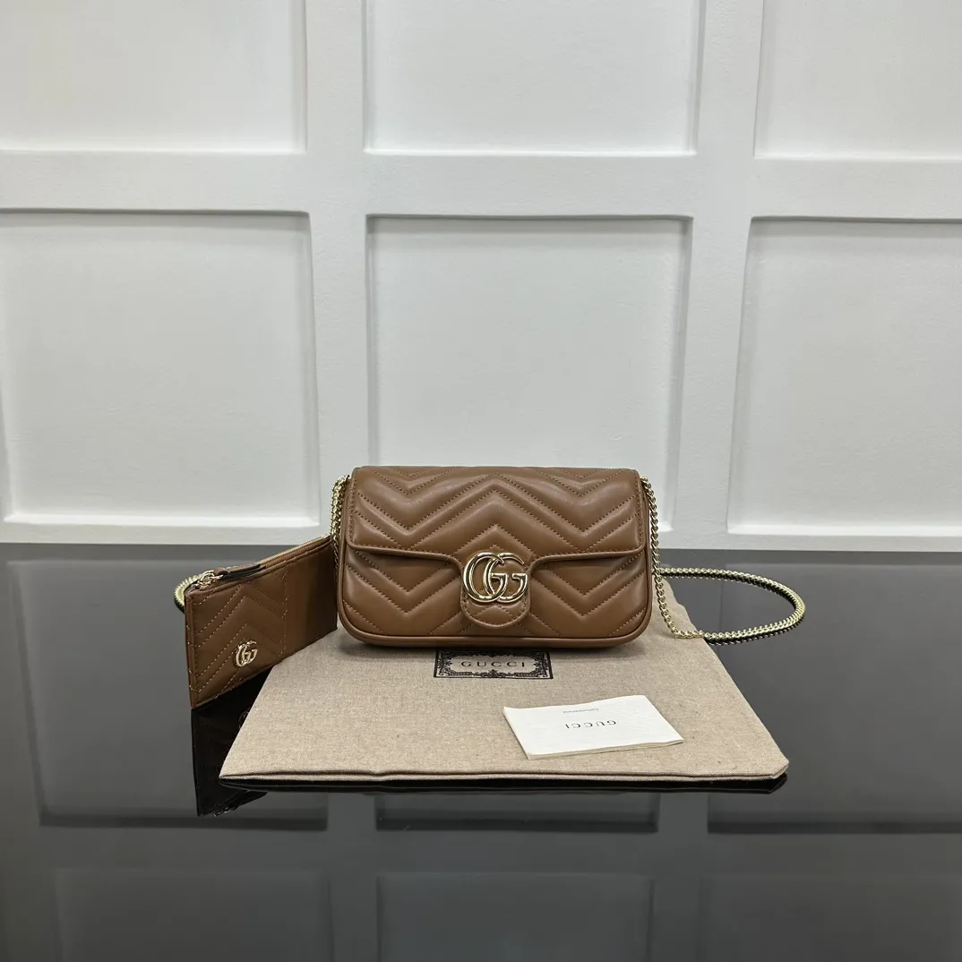 Alternative view of Gucci GG Marmont small shoulder bag 751526