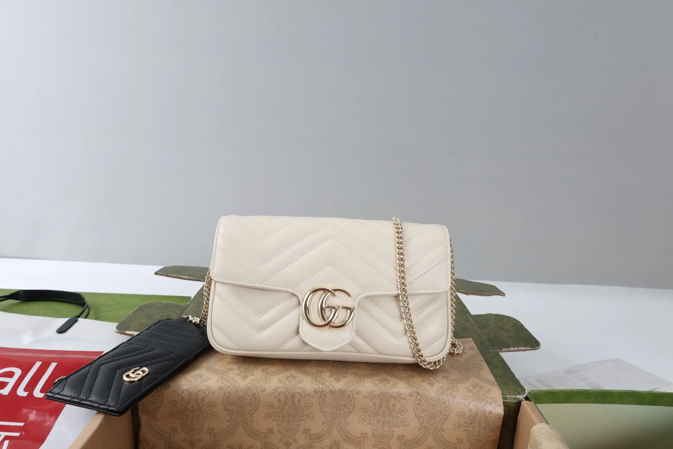 Alternative view of Gucci GG Marmont small shoulder bag 751526