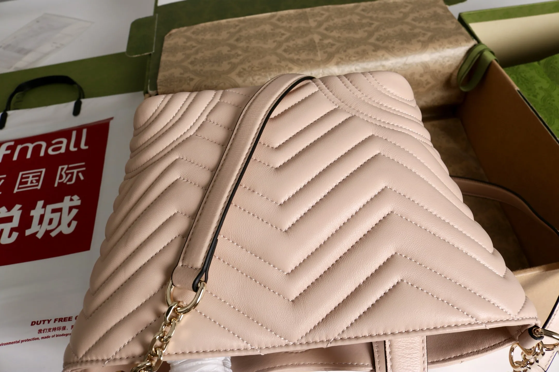 Gucci Betty small tote bag ?847386 - Image 7