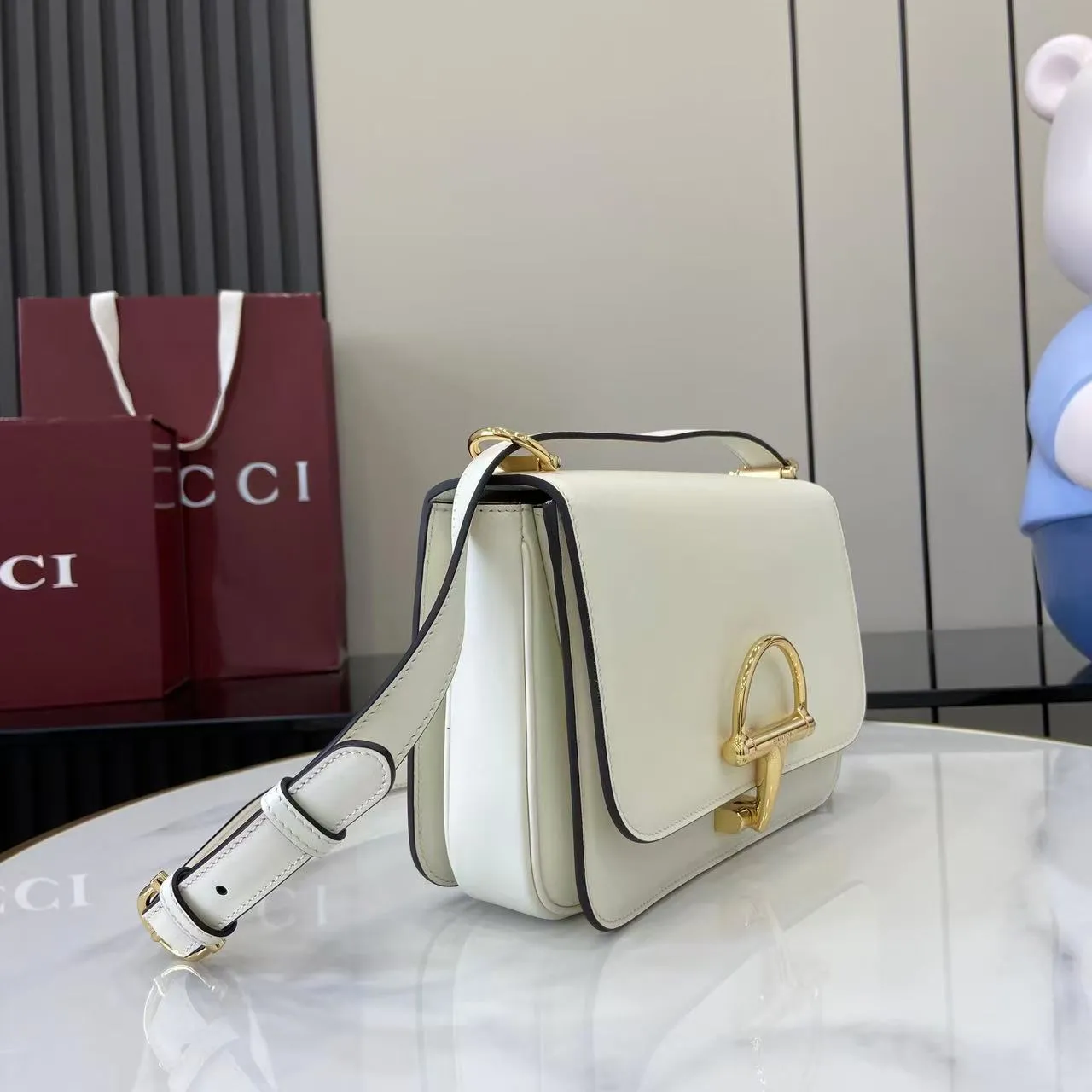 Gucci Siena small shoulder bag 846705 - Image 3
