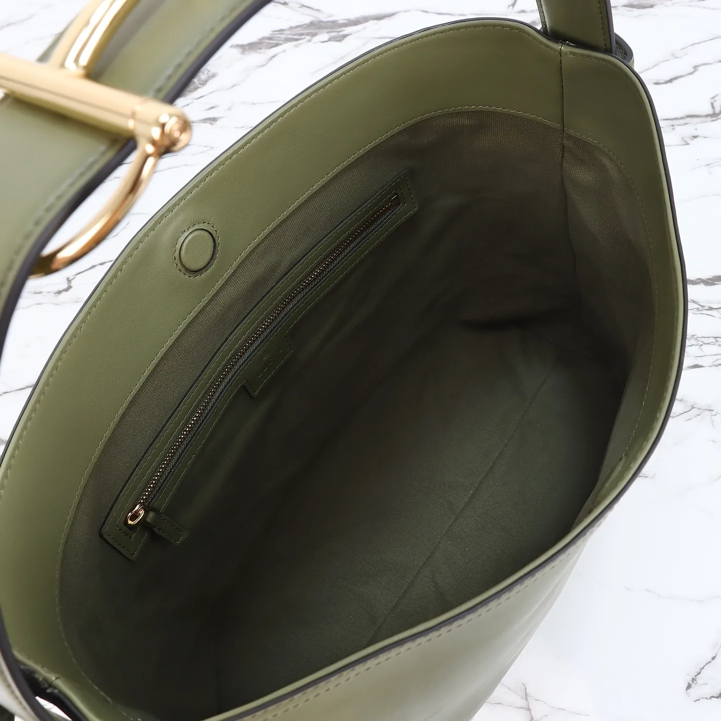 Gucci Beatrix medium tote bag 850926 - Image 10