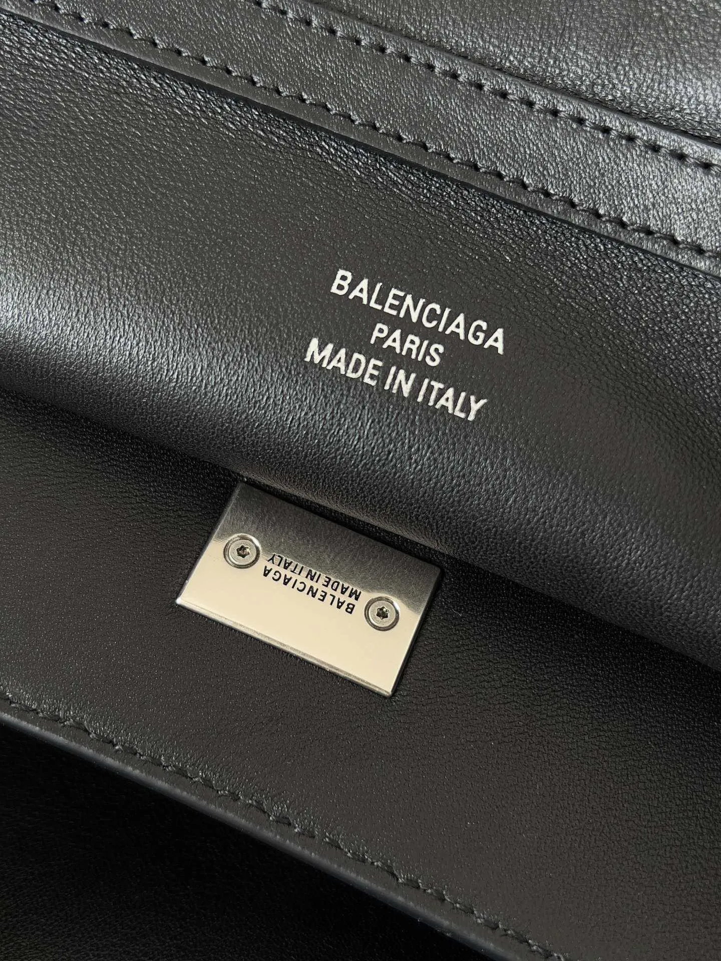 Balenciaga Men's Balenciaga Automobili Lamborghini Rodeo Handbag Large With Charms in Black 789744 - Image 6