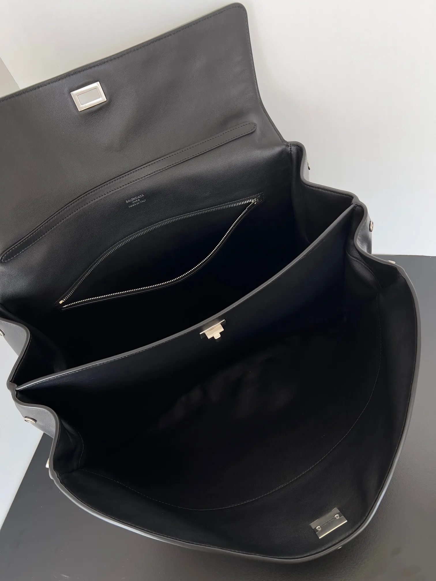 Balenciaga Men's Balenciaga Automobili Lamborghini Rodeo Handbag Large With Charms in Black 789744 - Image 10