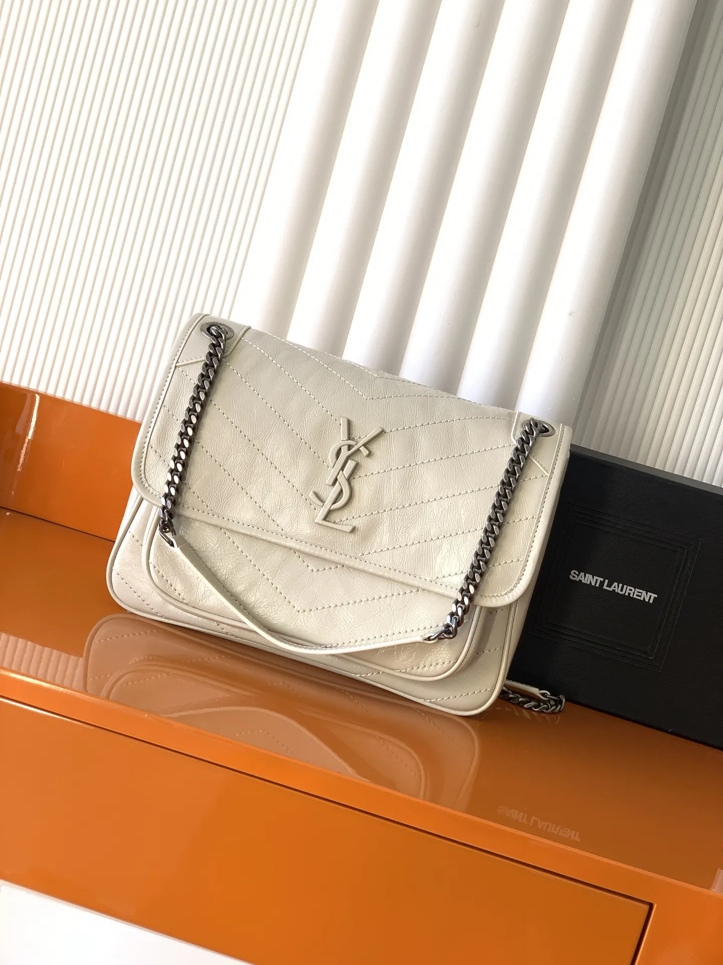 Alternative view of YSL Niki Medium In Vintage Leather 633158