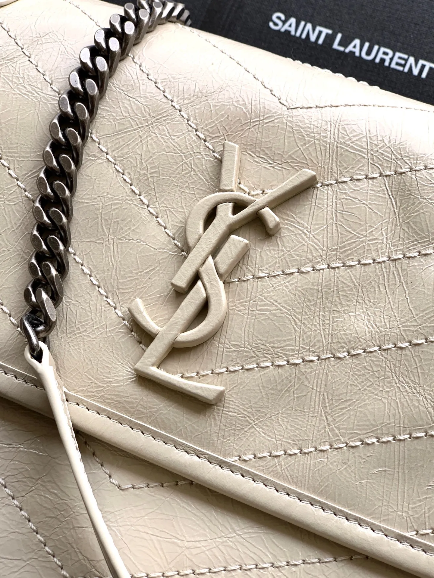 YSL Niki Medium In Vintage Leather 633158 - Image 7