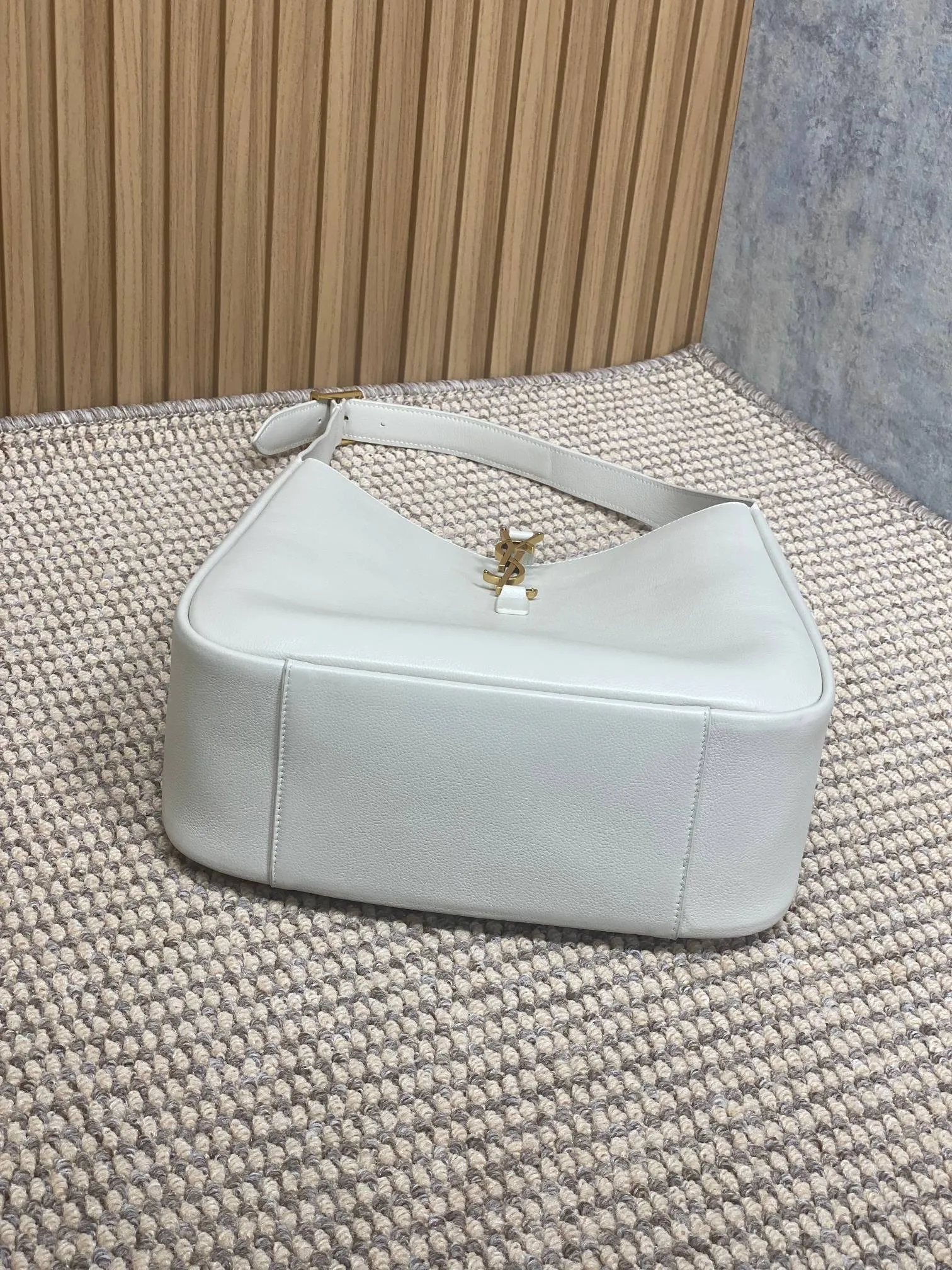 YSL LE 5 ?? 7 supple LARGE in grained leather 753837 - 图片 5