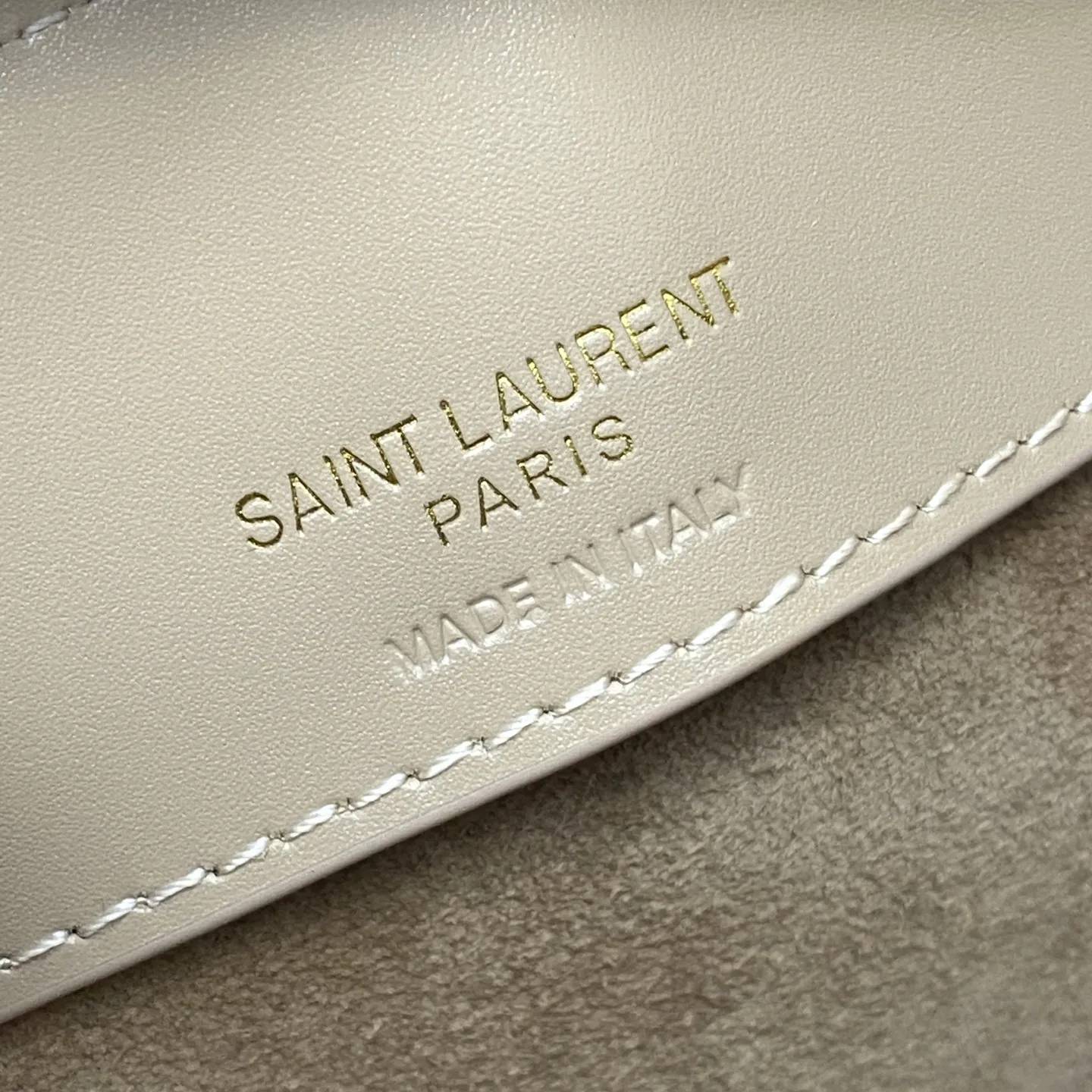 YSL LE 37 mini in shiny leather 765870 - Image 10