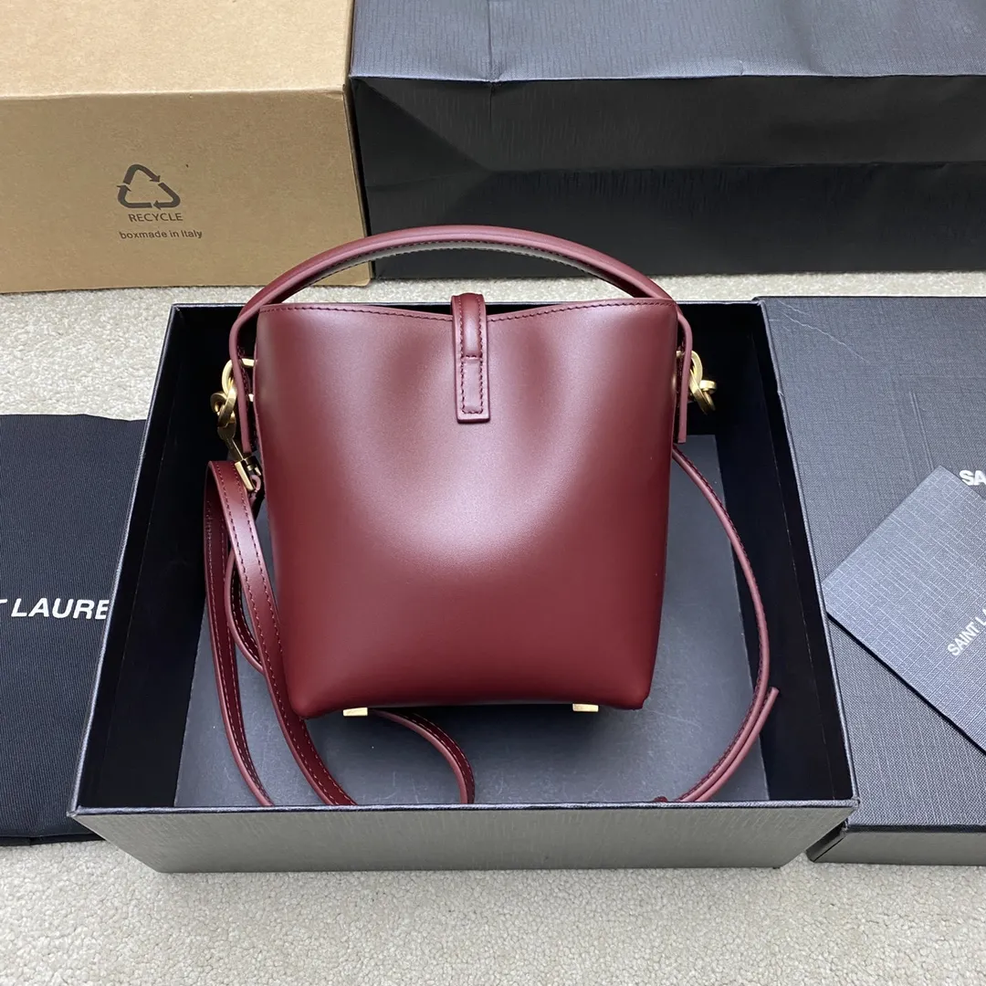 YSL LE 37 mini in shiny leather 765870 - Image 3
