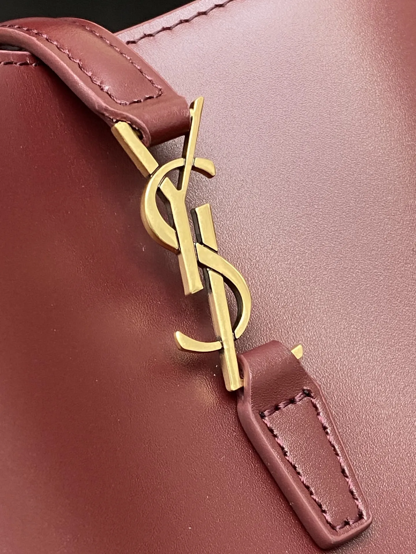 YSL LE 37 mini in shiny leather 765870 - Image 6