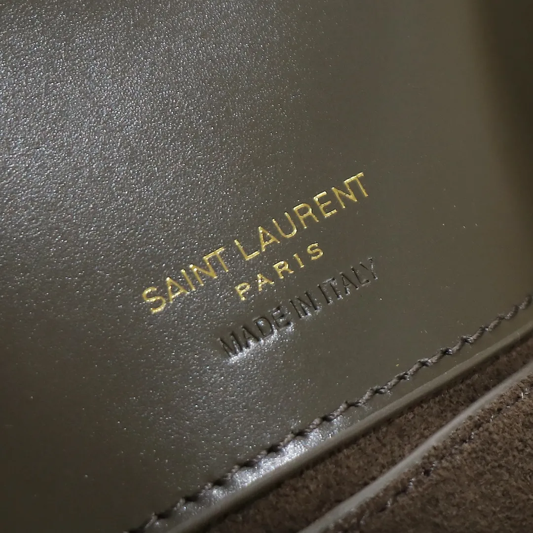 YSL LE 37 small in shiny leather 749036 - Image 10