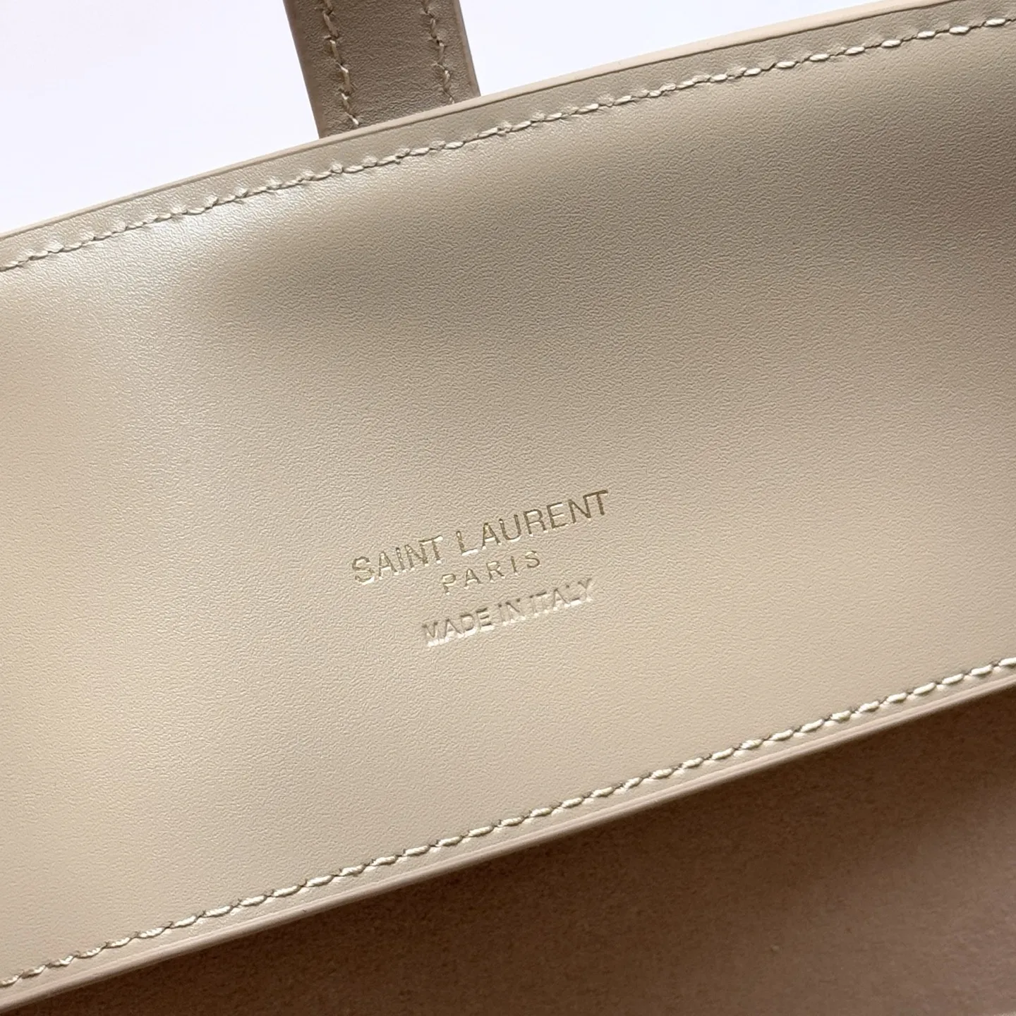 YSL Le 37 in shiny leather 742828 - Image 9