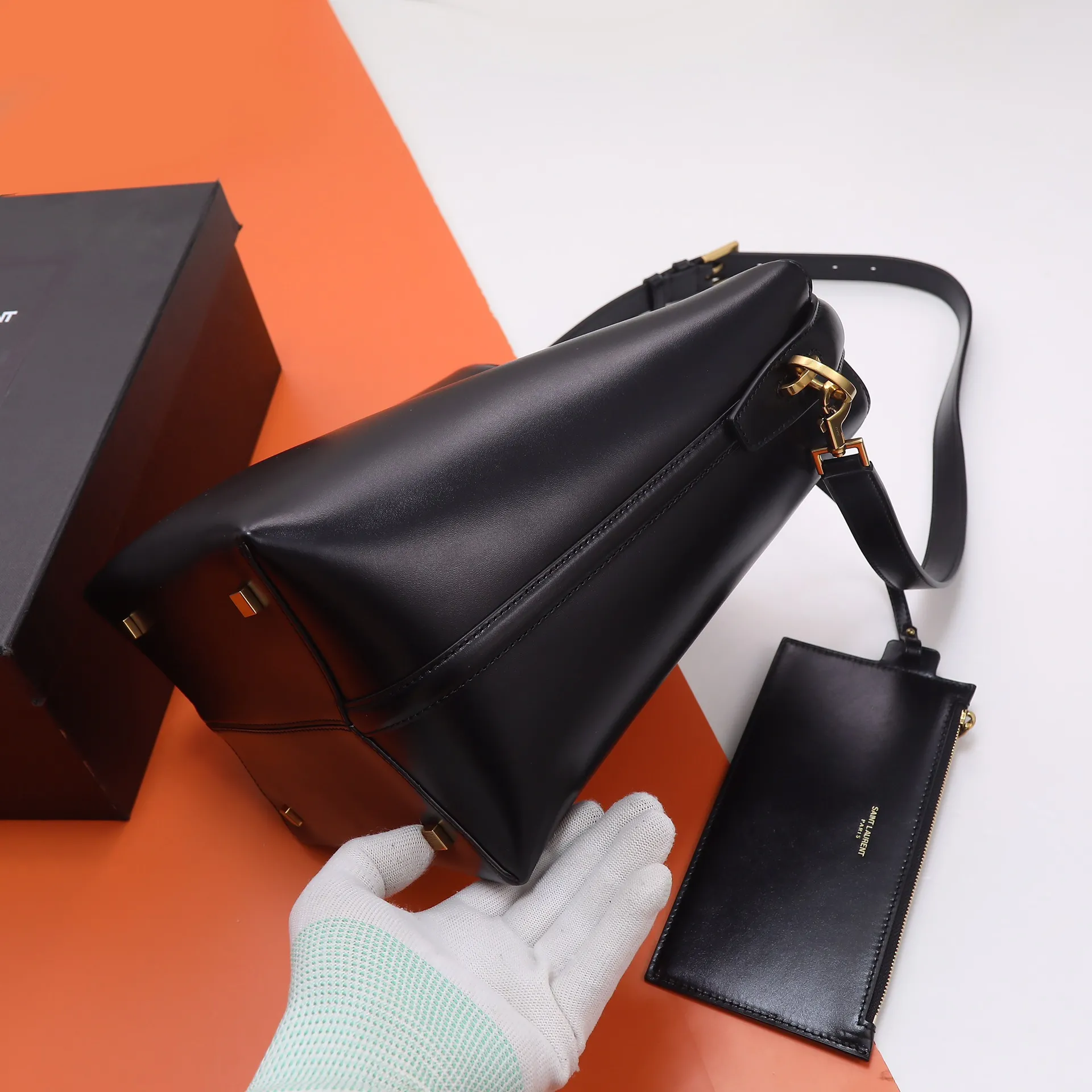 YSL Le 37 in shiny leather 742828 - 图片 4
