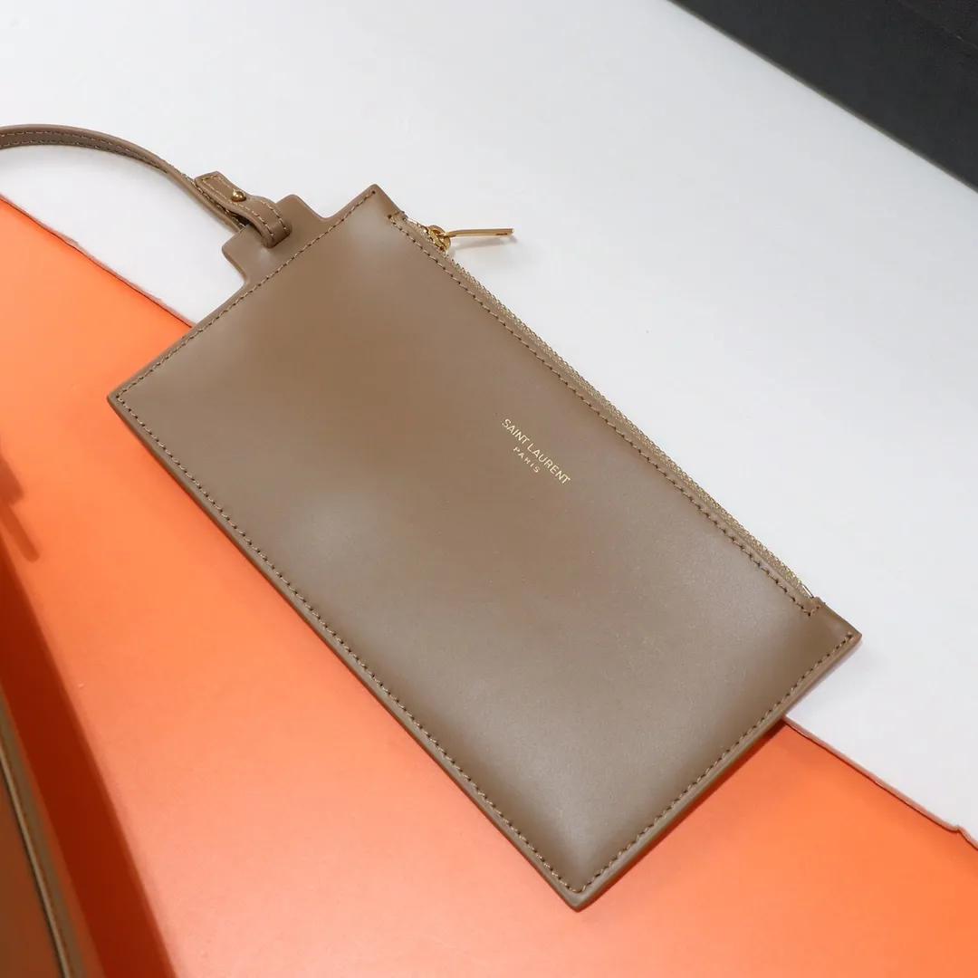 YSL Le 37 in shiny leather 742828 - Image 6