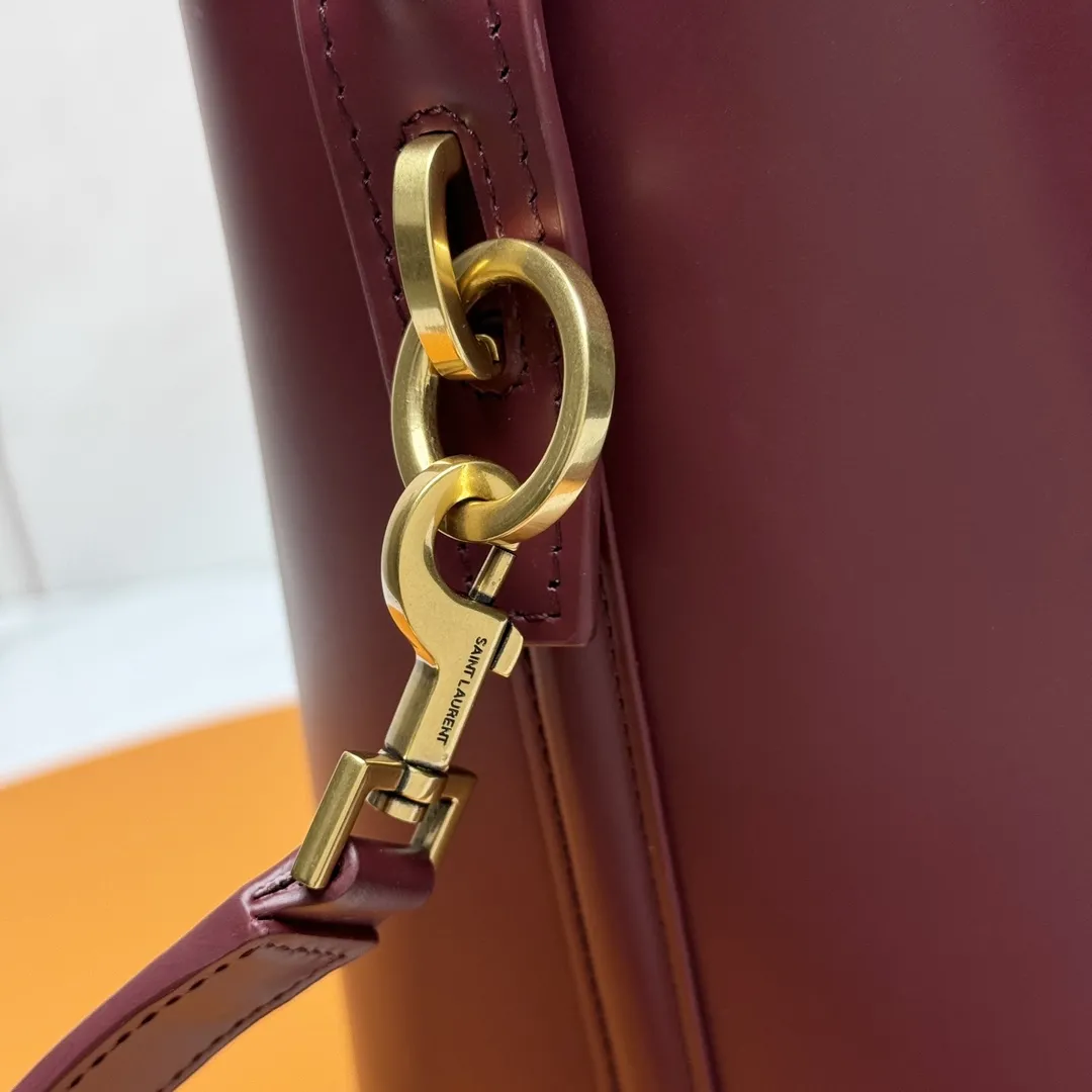 YSL Le 37 in shiny leather 742828 - Image 7