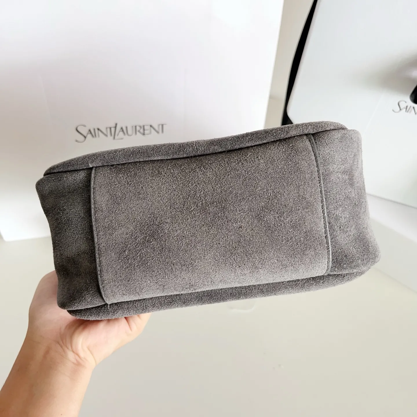 YSL LE 5 à 7 Supple Small in suede 713938 - Image 5