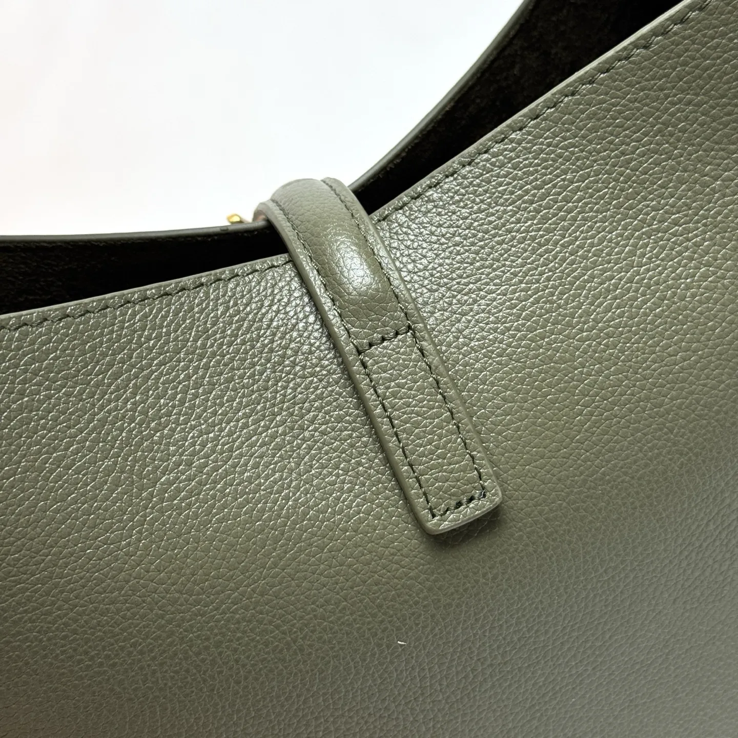 YSL LE 5 à 7 Supple Small in grained leather 713938 - 图片 8