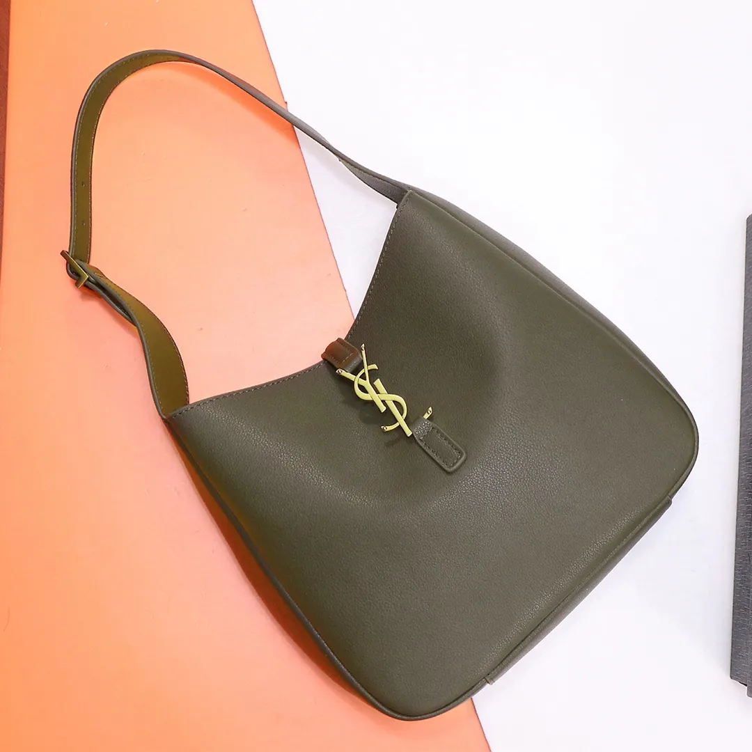 Alternative view of YSL LE 5 à 7 Supple Small in grained leather 713938
