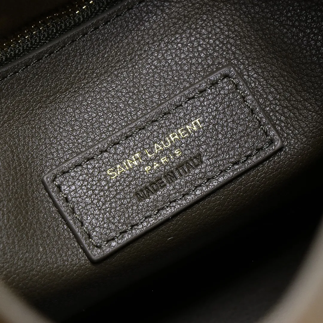 YSL LE 5 à 7 Supple Small in grained leather 713938 - Image 8