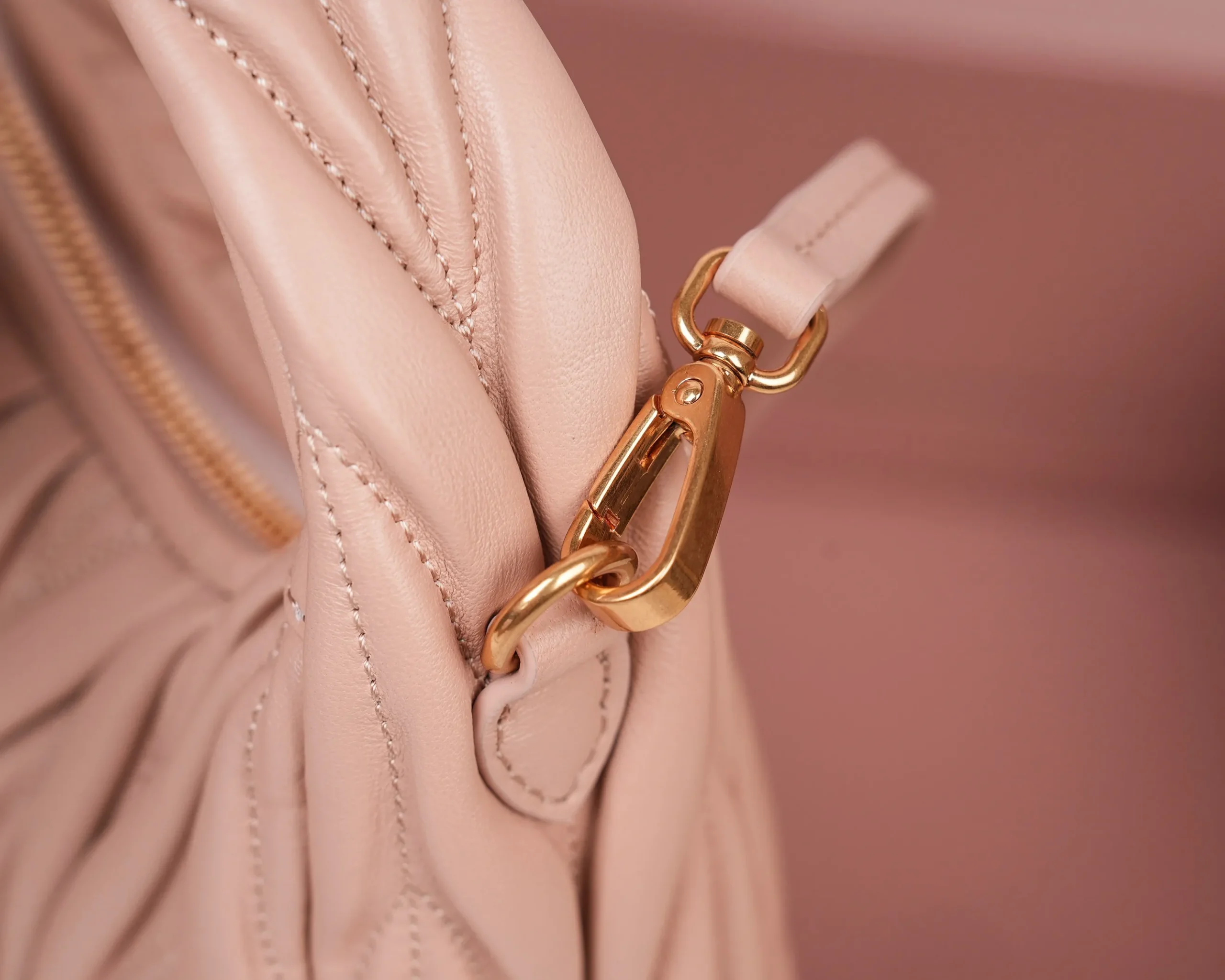 MiuMiu Wander matelass?? nappa leather hobo bag 5BC125 - 图片 9