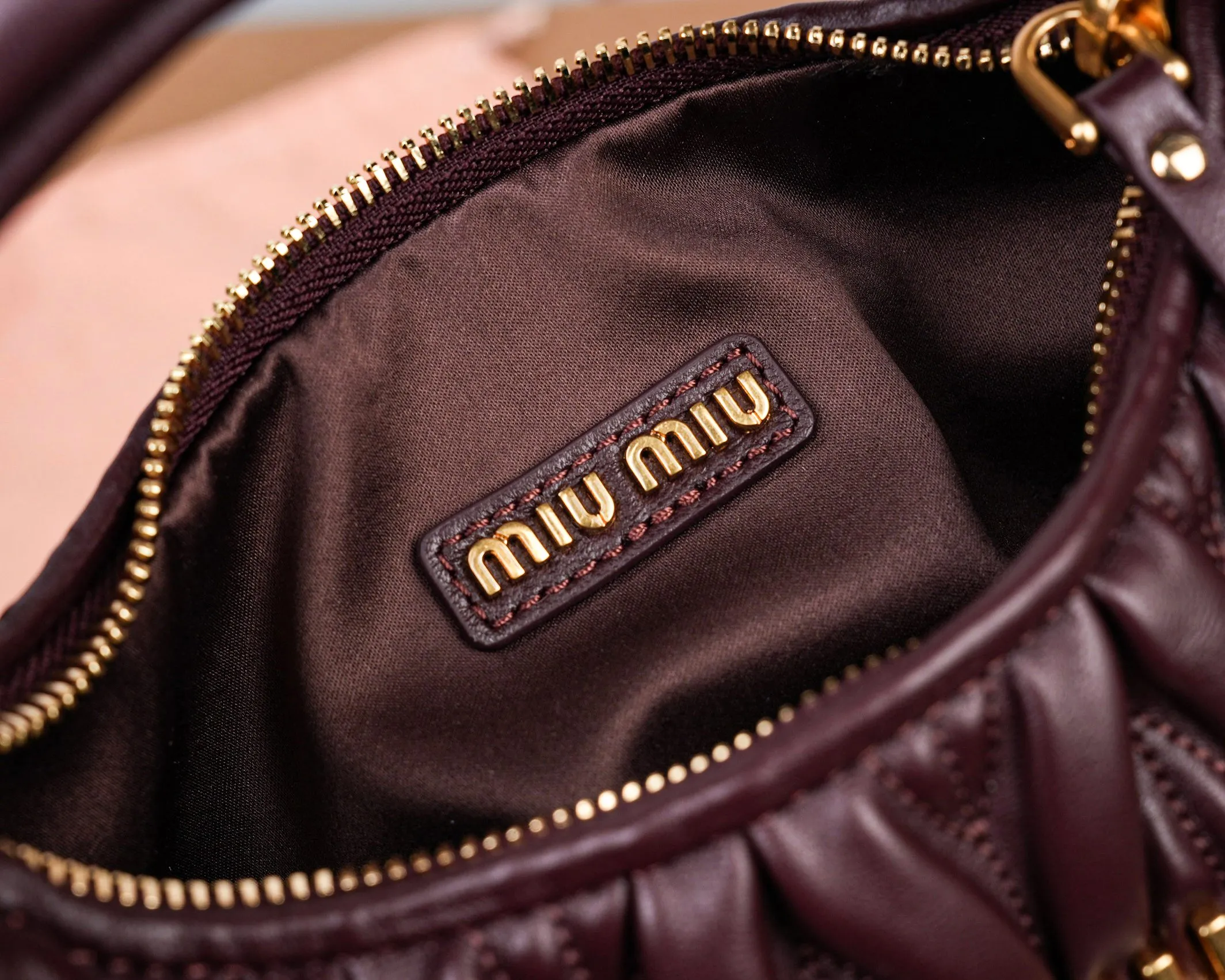 MiuMiu Wander matelass?? nappa leather hobo bag 5BC125 - 图片 10