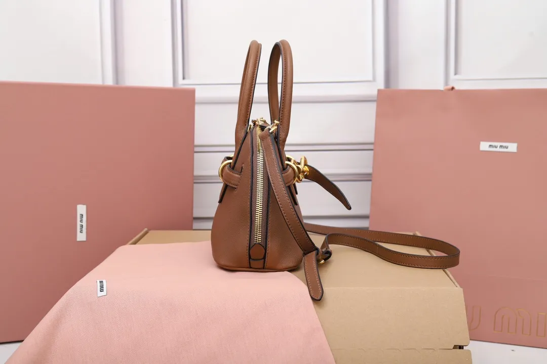 MiuMiu Aventure nappa leather top-handle bag 5BB169 - 图片 4