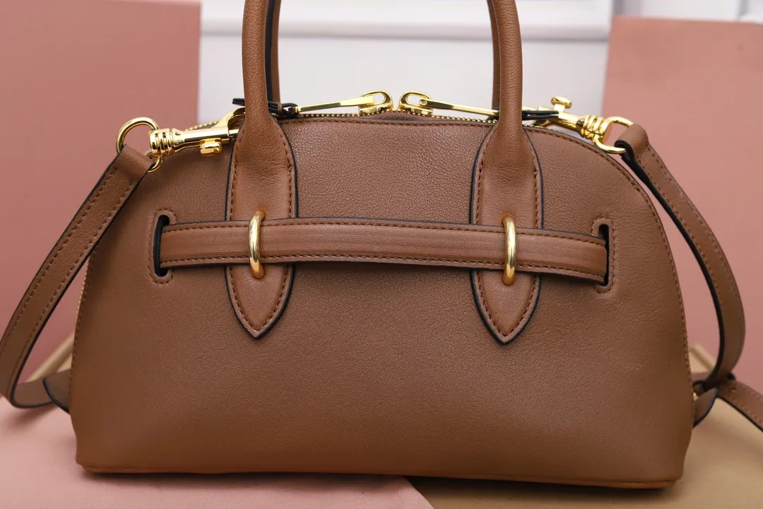 MiuMiu Aventure nappa leather top-handle bag 5BB169 - 图片 8