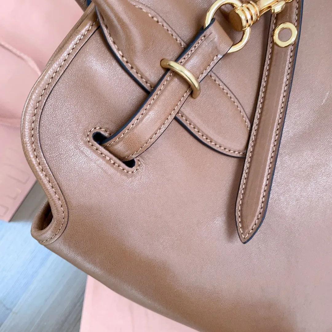 MiuMiu Aventure nappa leather bag 5BG291 - Image 8