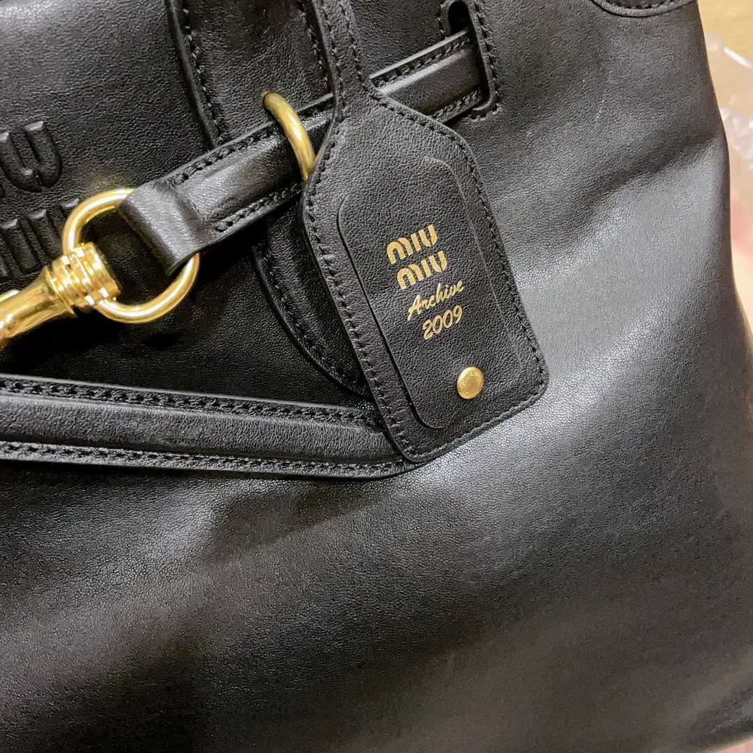 MiuMiu Aventure nappa leather bag 5BG291 - 图片 7