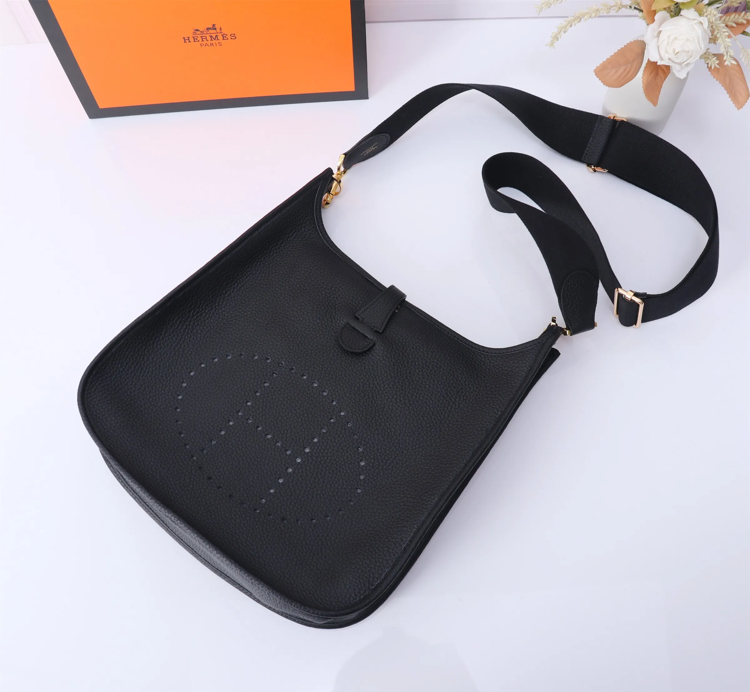 Herm??s Evelyne TPM Black Clemence Gold Hardware - 图片 4