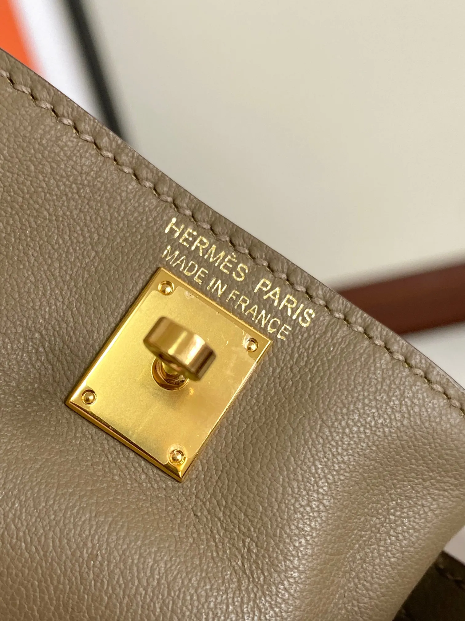 Herm??s Kelly Moove Etoupe Swift Gold Hardware - 图片 5