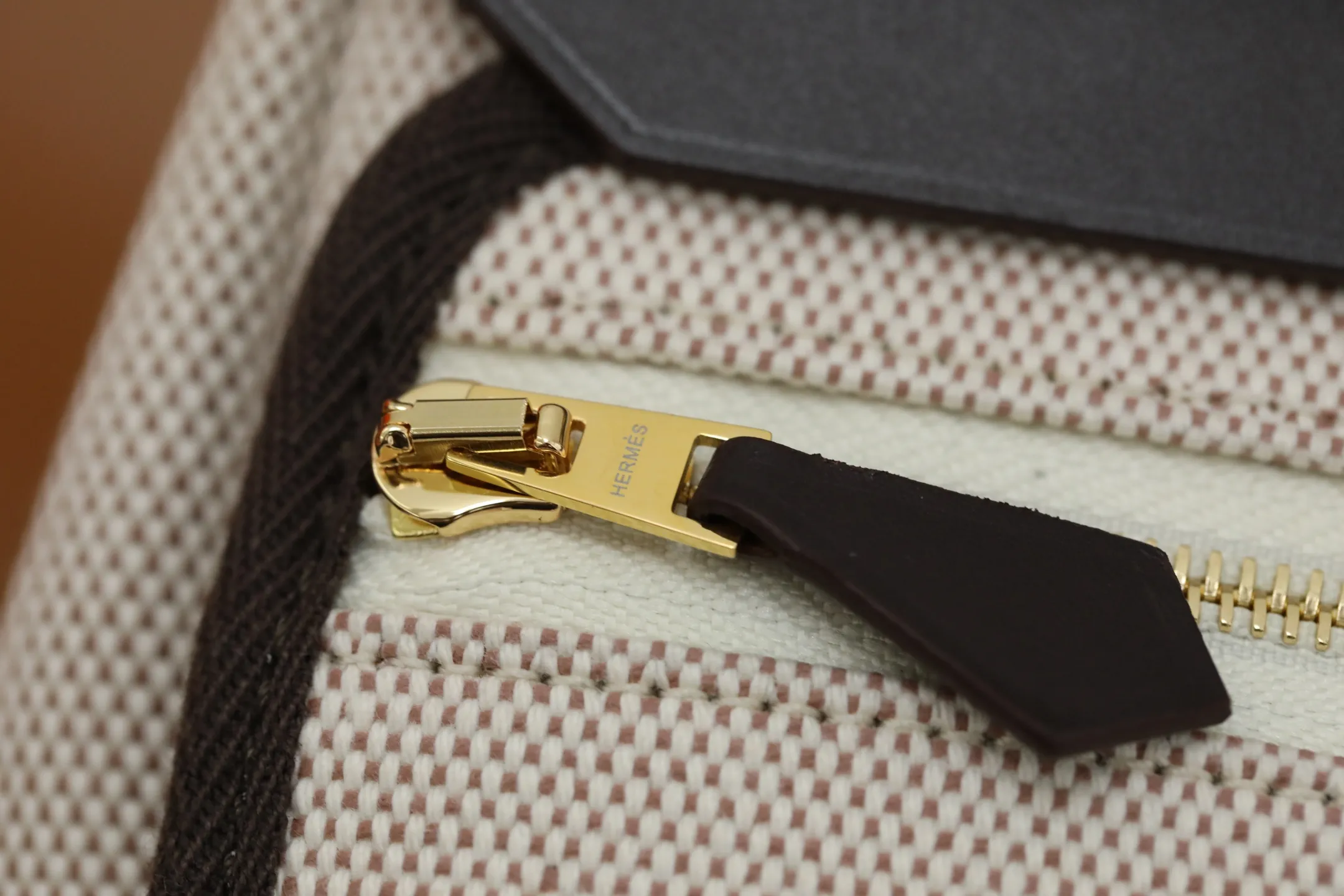Herm??s Herbag Zip 20 Mini Ecru and Beige Toile H Canvas and Ebene Vache Hunter Palladium Hardware - 图片 9