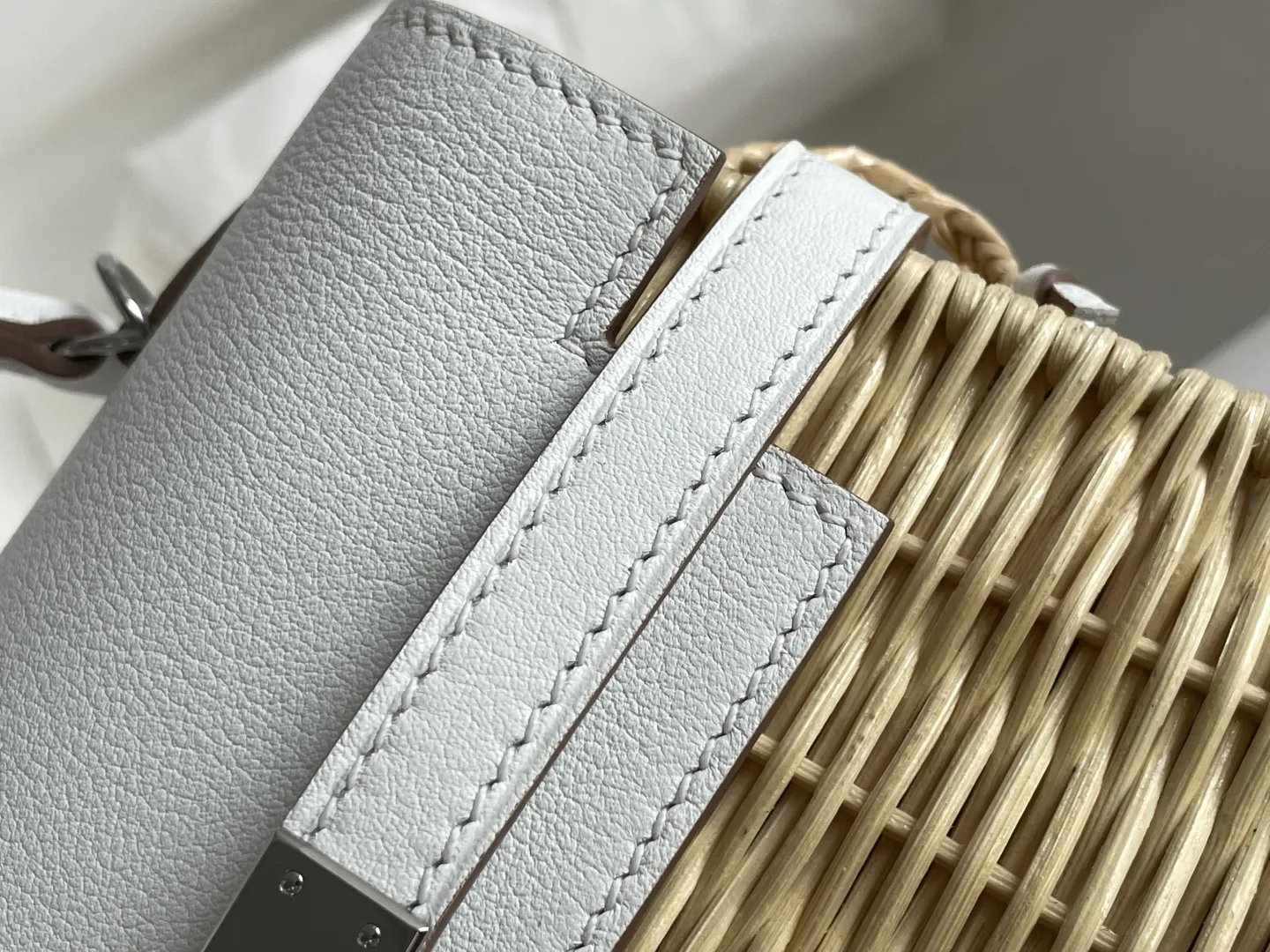 Herm??s Mini Picnic Kelly 20 White Swift and Osier Wicker Palladium Hardware - 图片 6